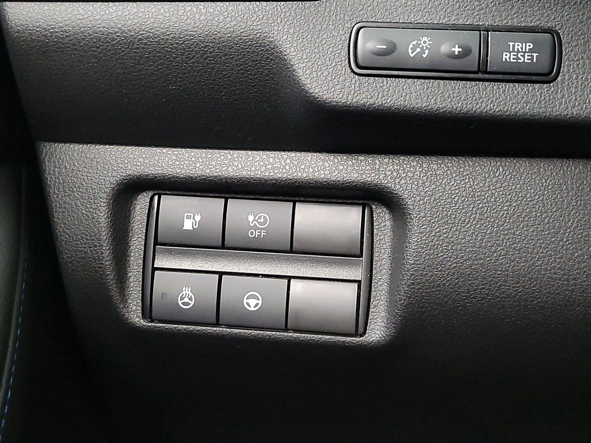 Thumbnail: 2021 Nissan Leaf - 13