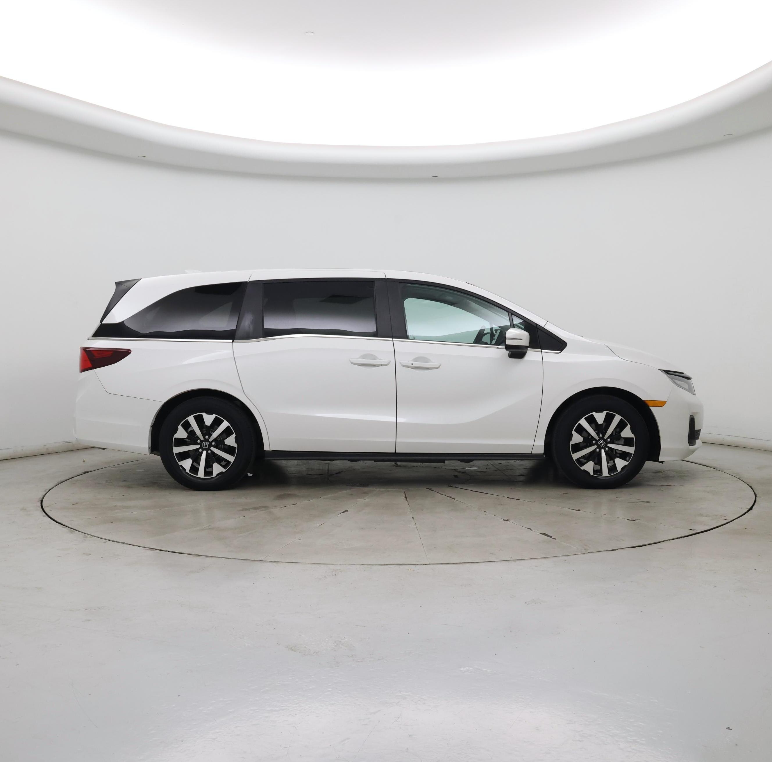 Thumbnail: 2025 Honda Odyssey - 7
