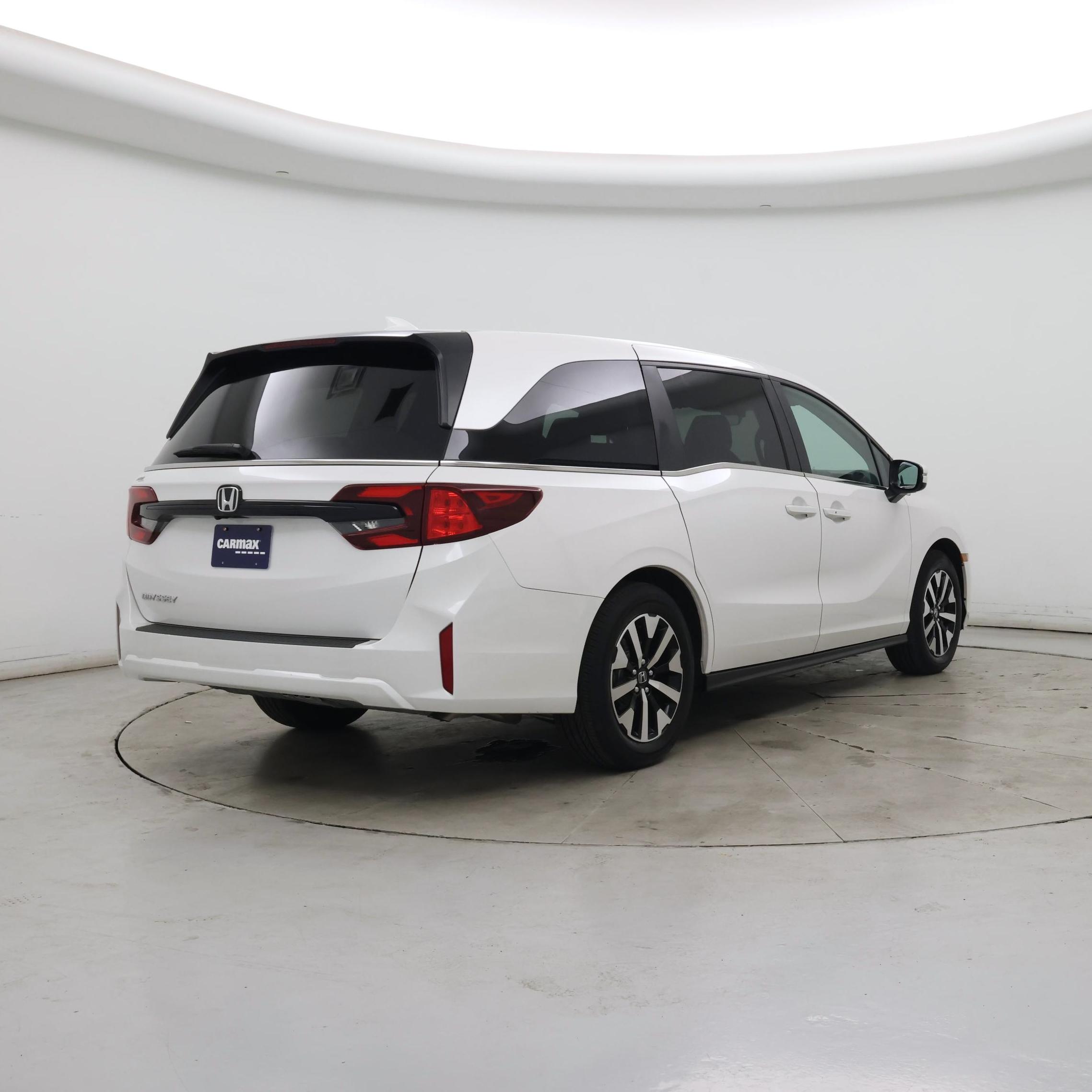 Thumbnail: 2025 Honda Odyssey - 8