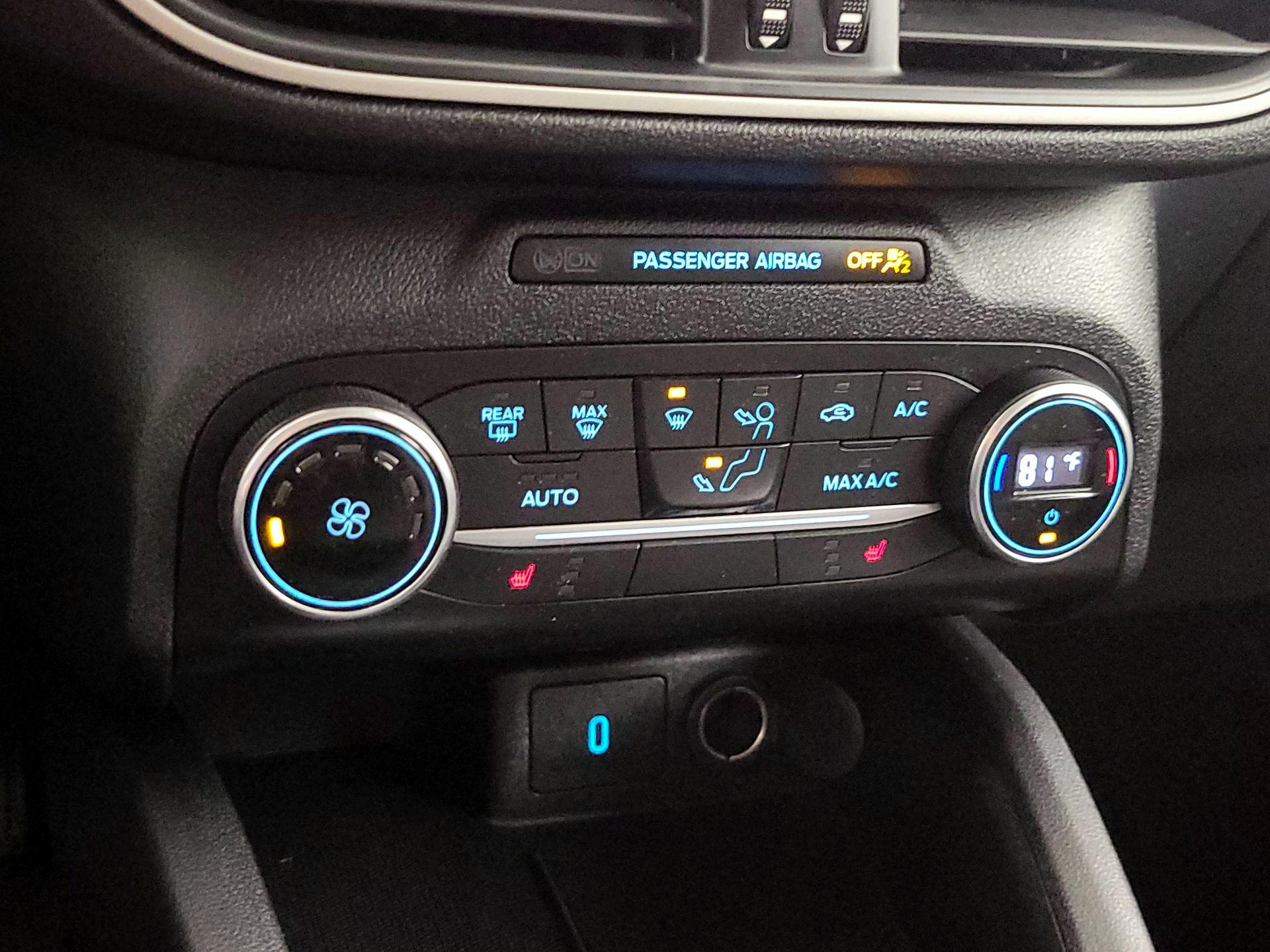 Thumbnail: 2020 Ford Escape - 16