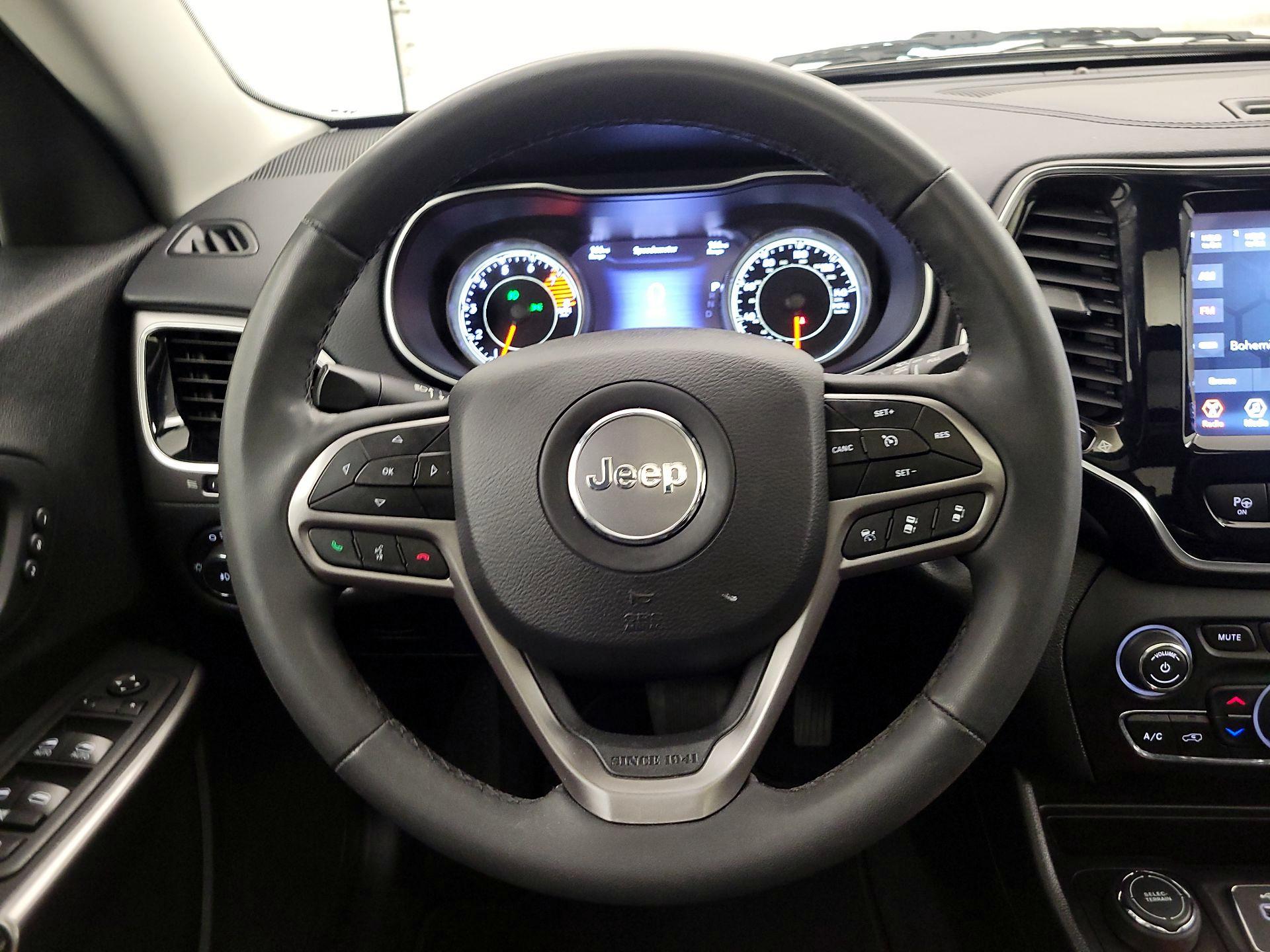 Thumbnail: 2021 Jeep Cherokee - 10