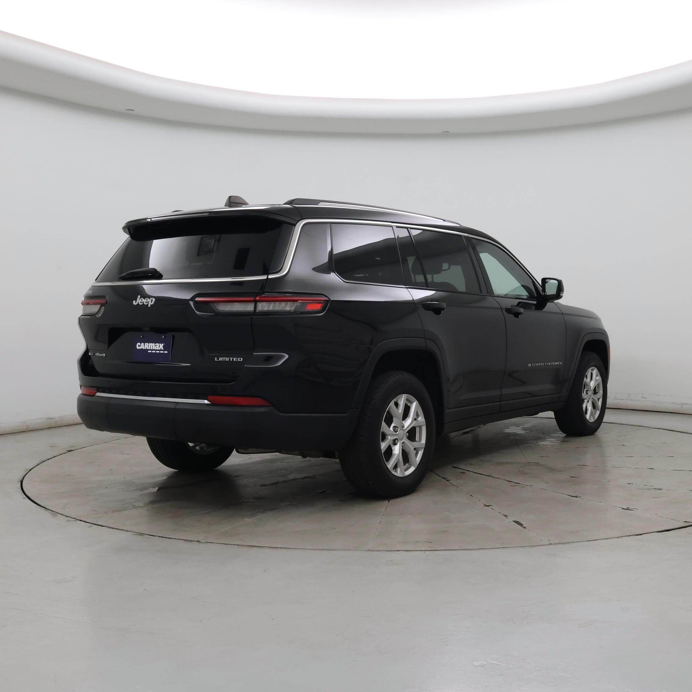 Thumbnail: 2023 Jeep Grand Cherokee L - 8