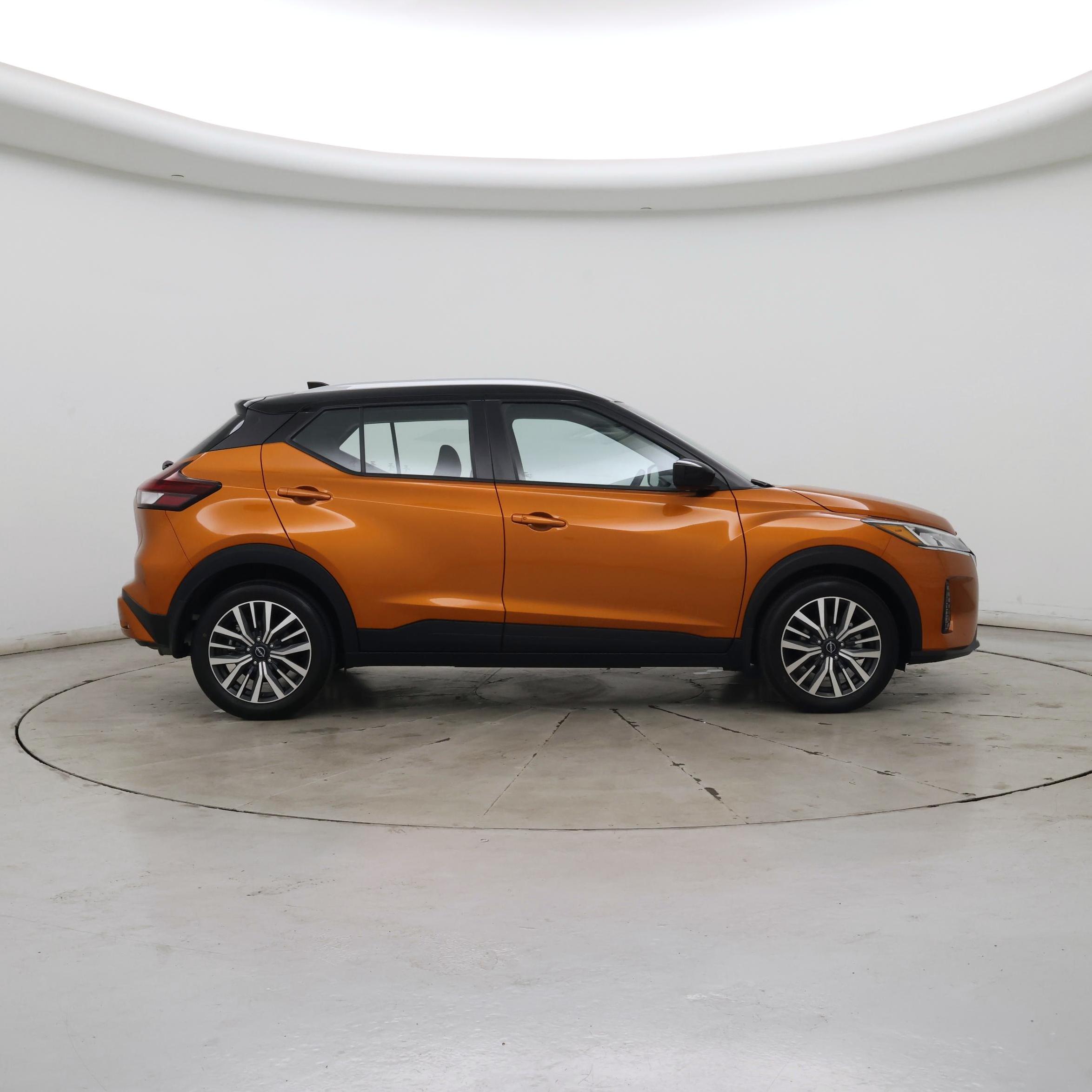 Thumbnail: 2022 Nissan Kicks - 7