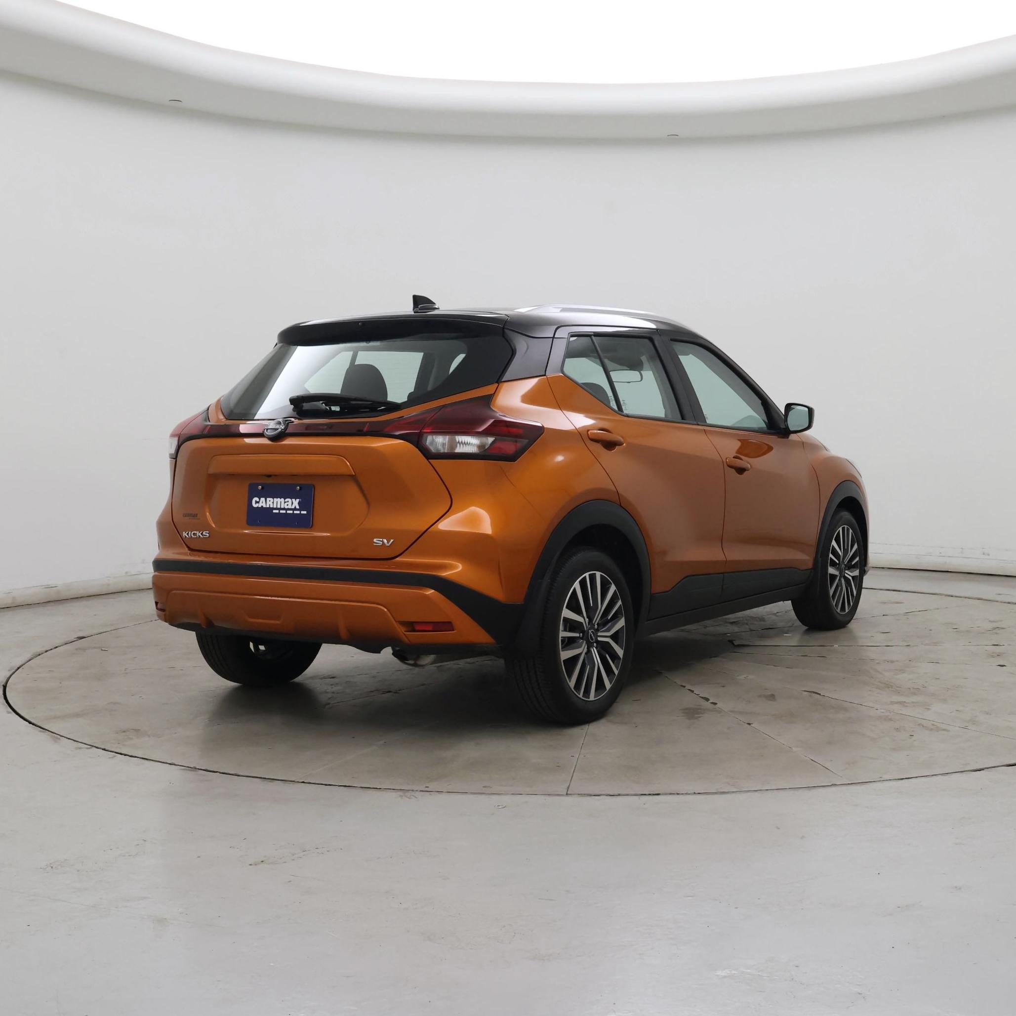 Thumbnail: 2022 Nissan Kicks - 8