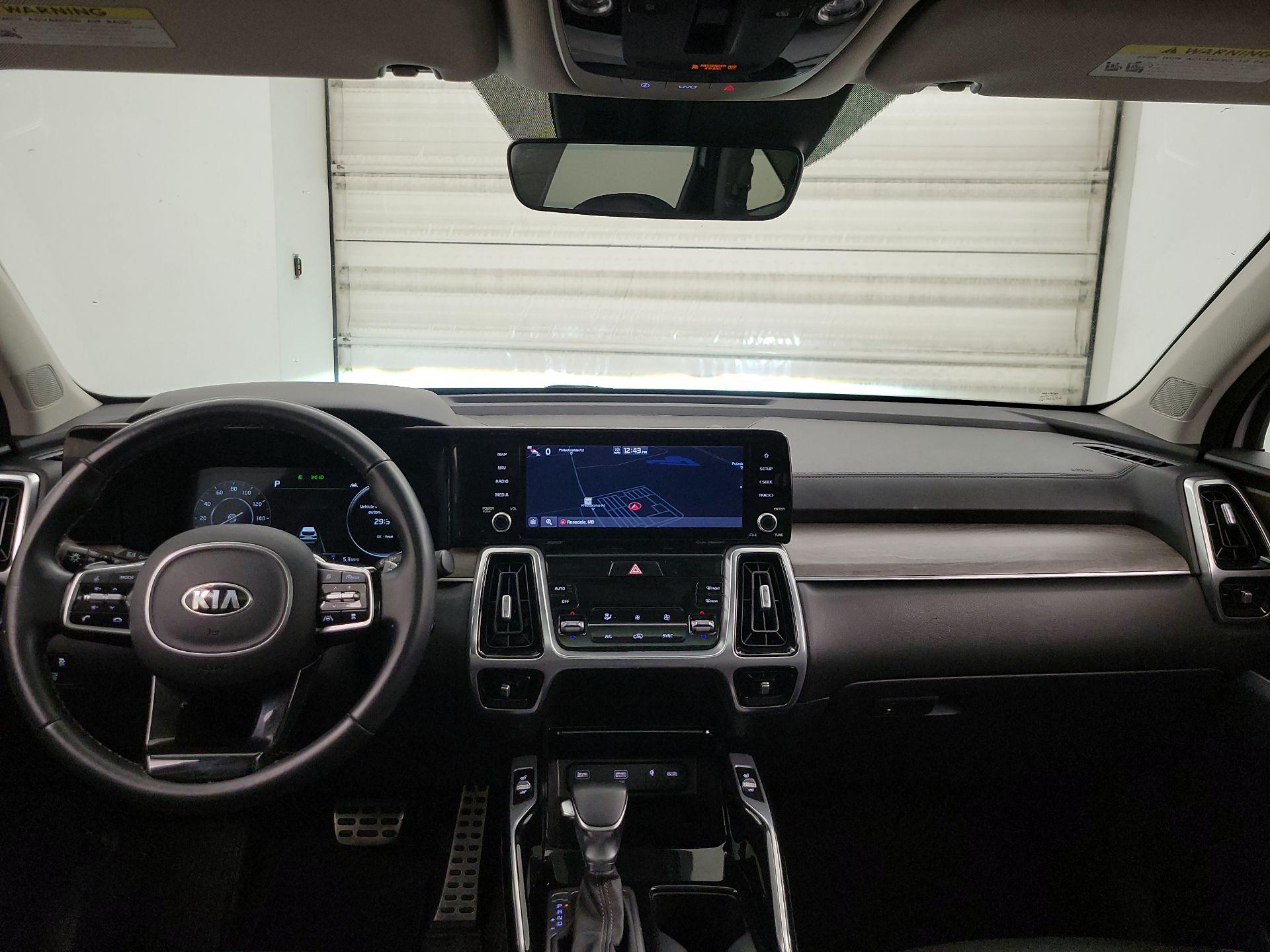Thumbnail: 2021 Kia Sorento - 9