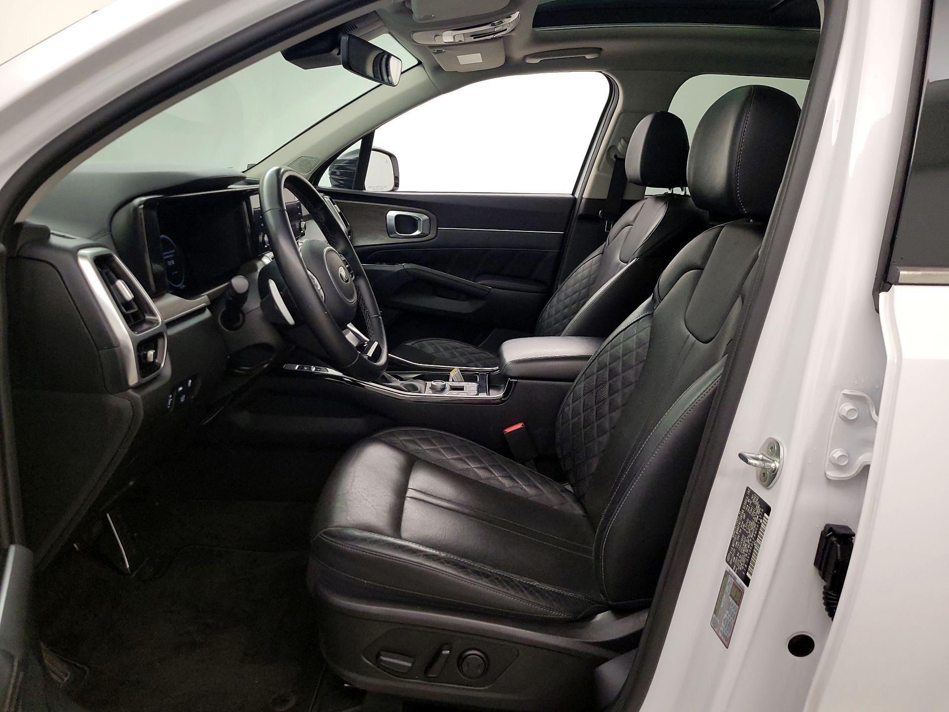 Thumbnail: 2021 Kia Sorento - 11