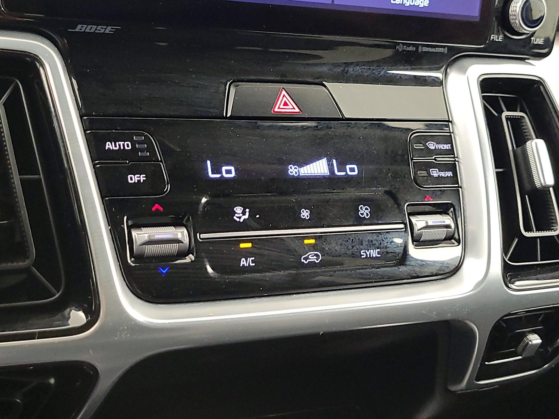 Thumbnail: 2021 Kia Sorento - 17