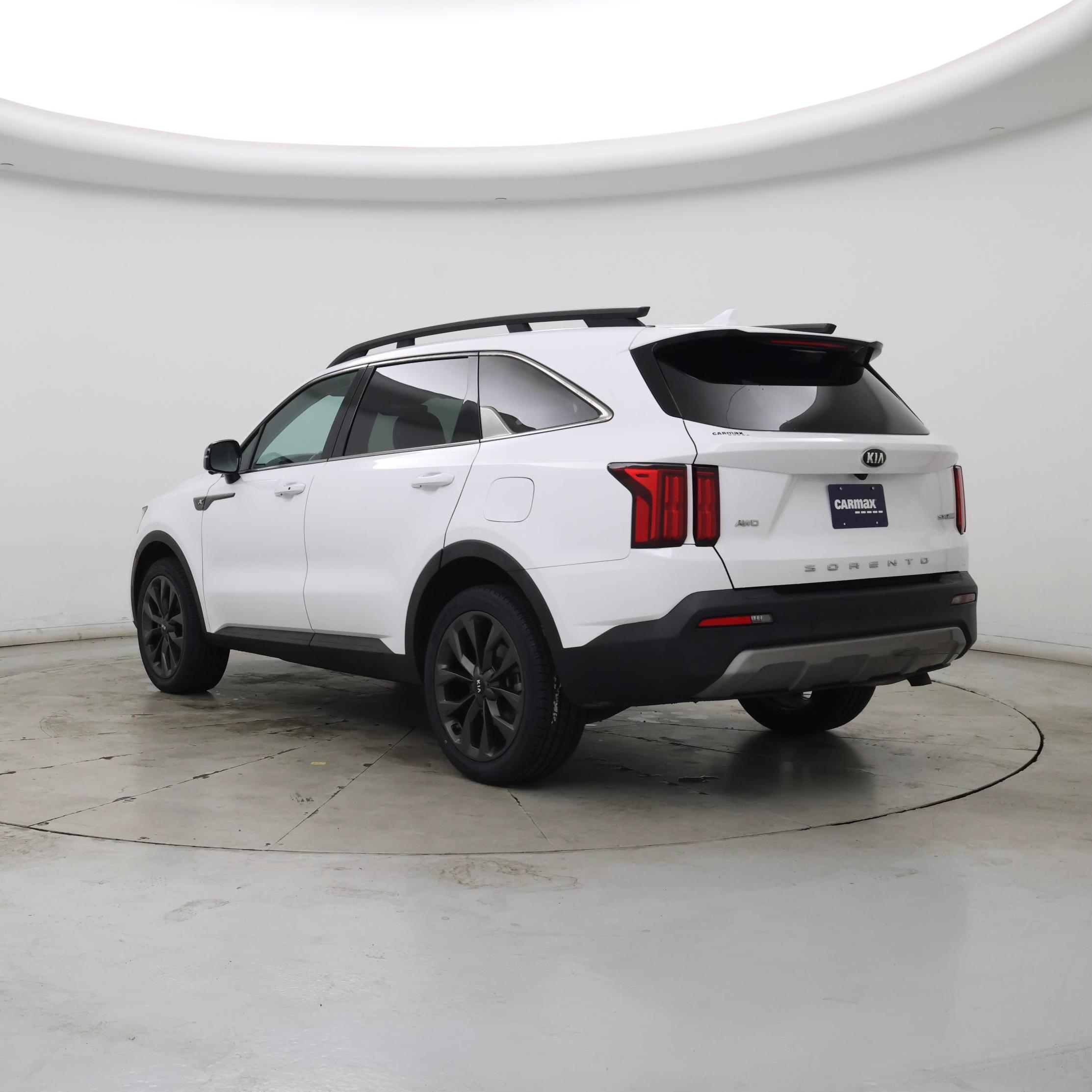 Thumbnail: 2021 Kia Sorento - 2