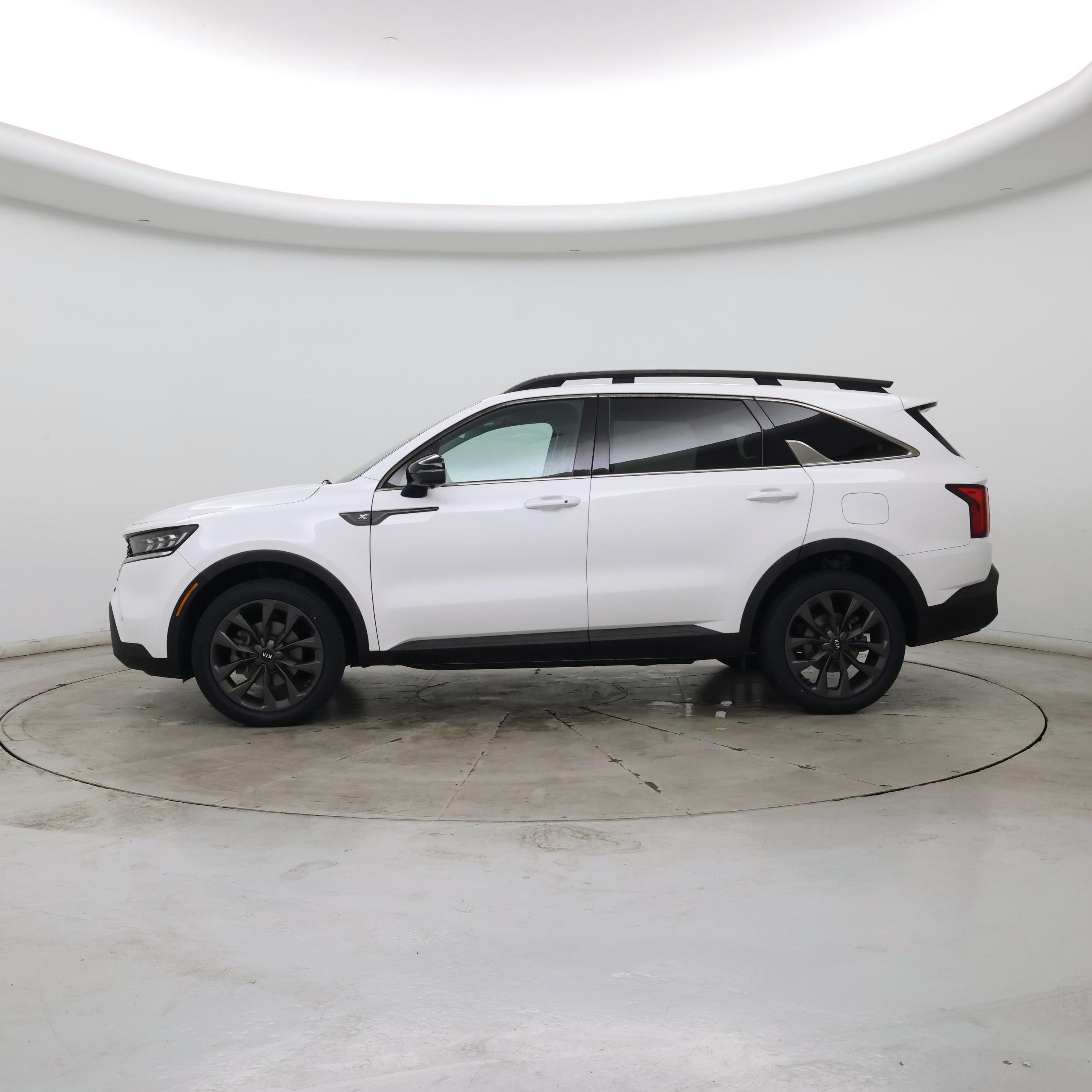 Thumbnail: 2021 Kia Sorento - 3