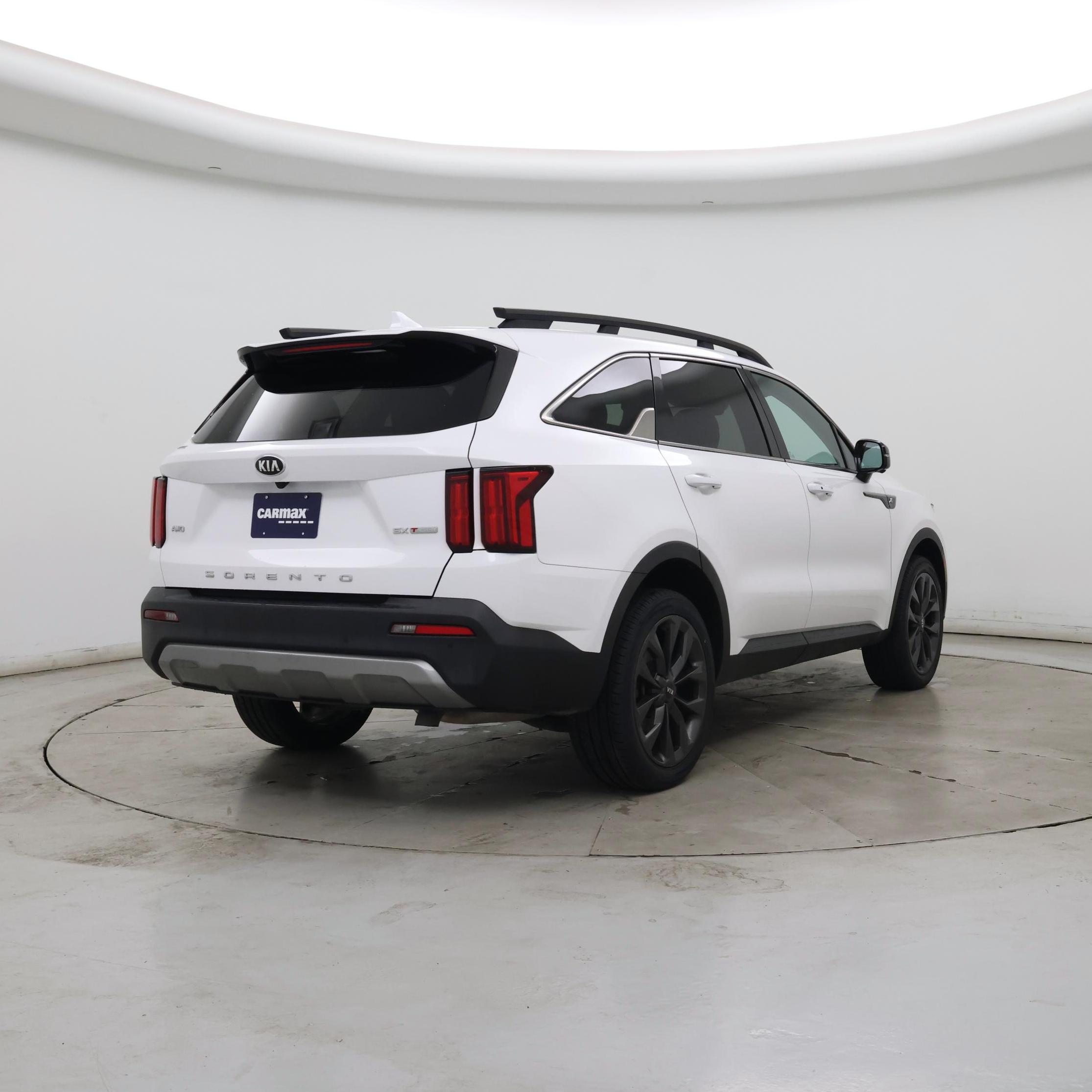 Thumbnail: 2021 Kia Sorento - 8
