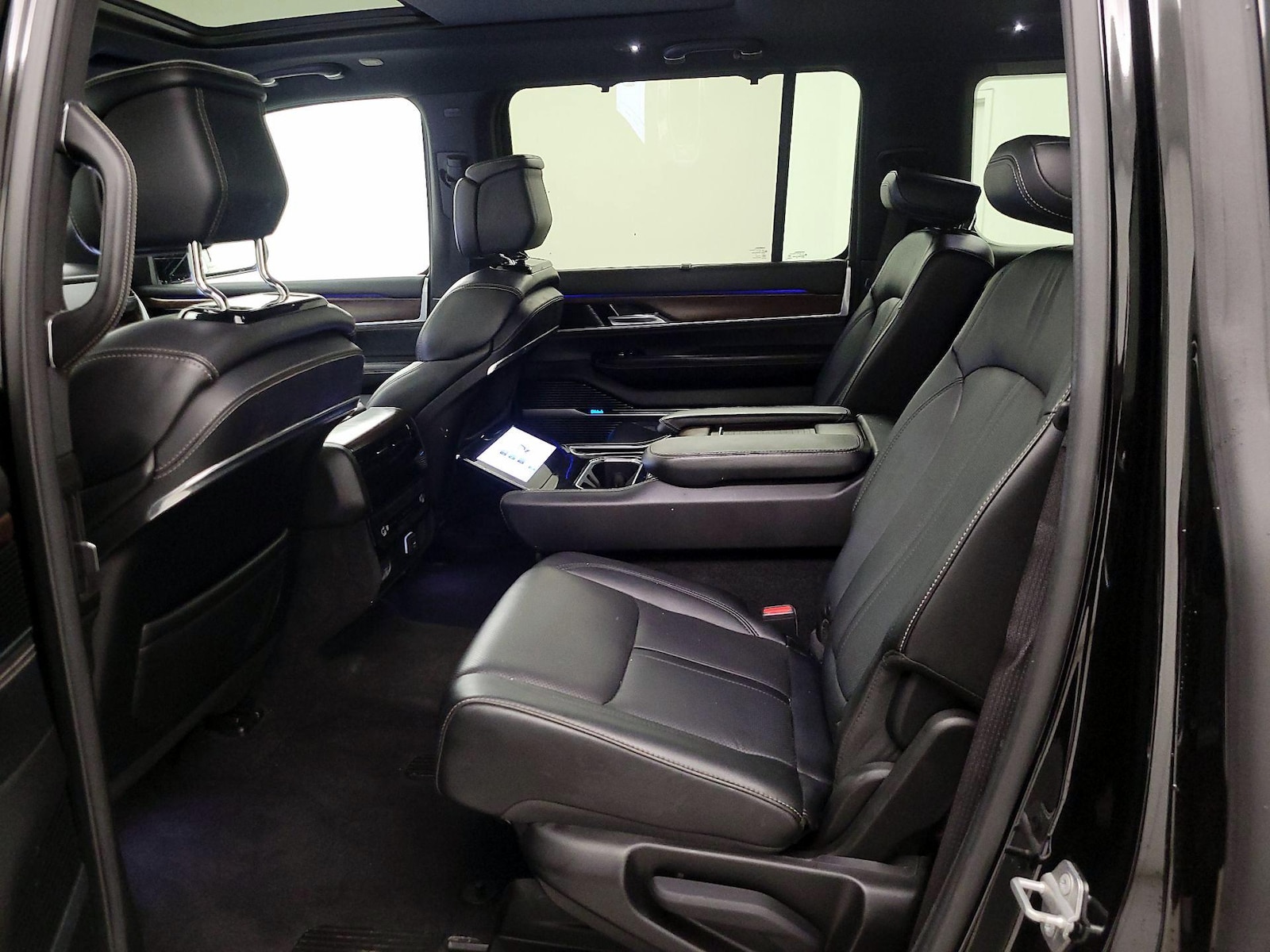 Rear Air Conditioning