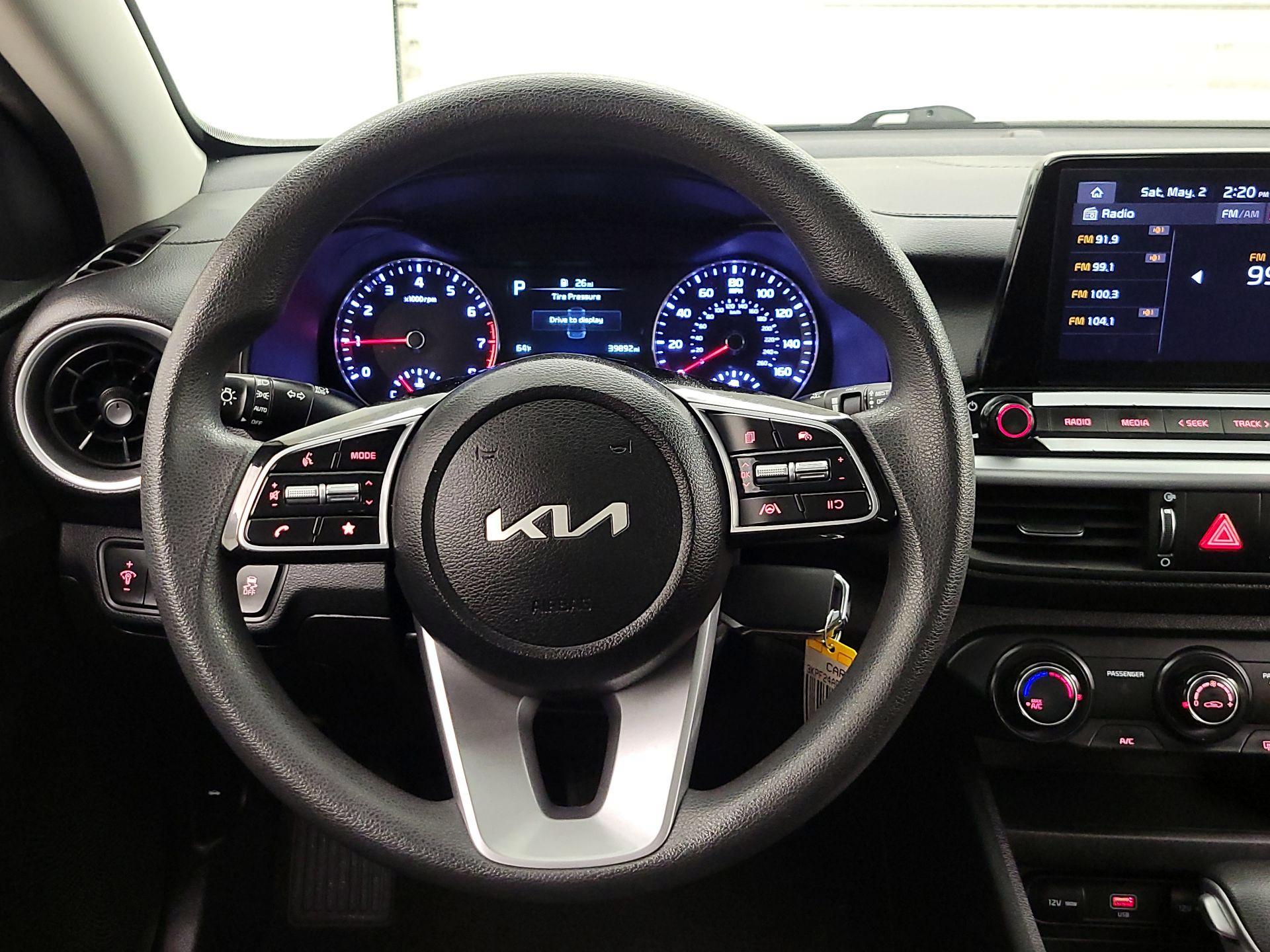 Thumbnail: 2023 Kia Forte - 10