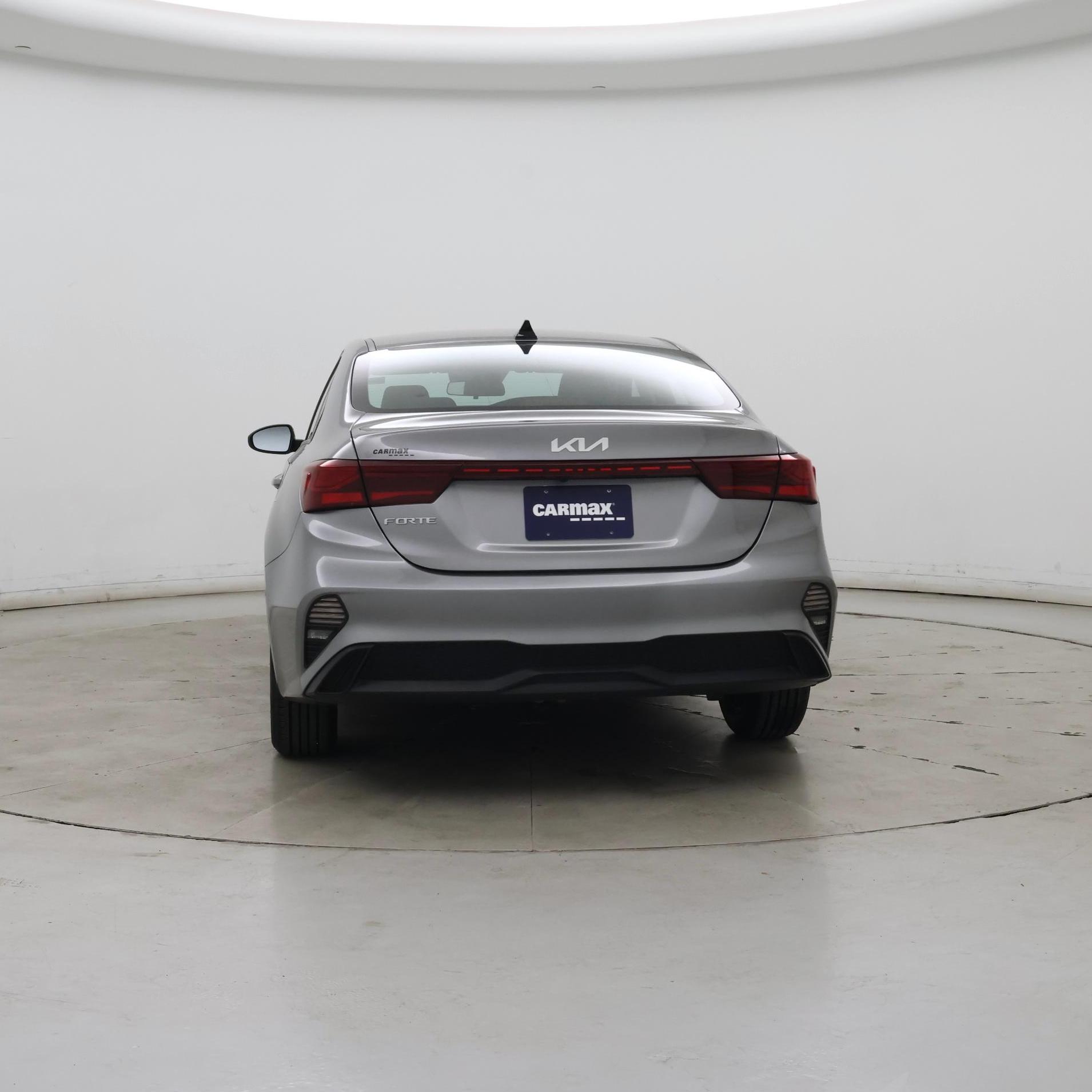 Thumbnail: 2023 Kia Forte - 6
