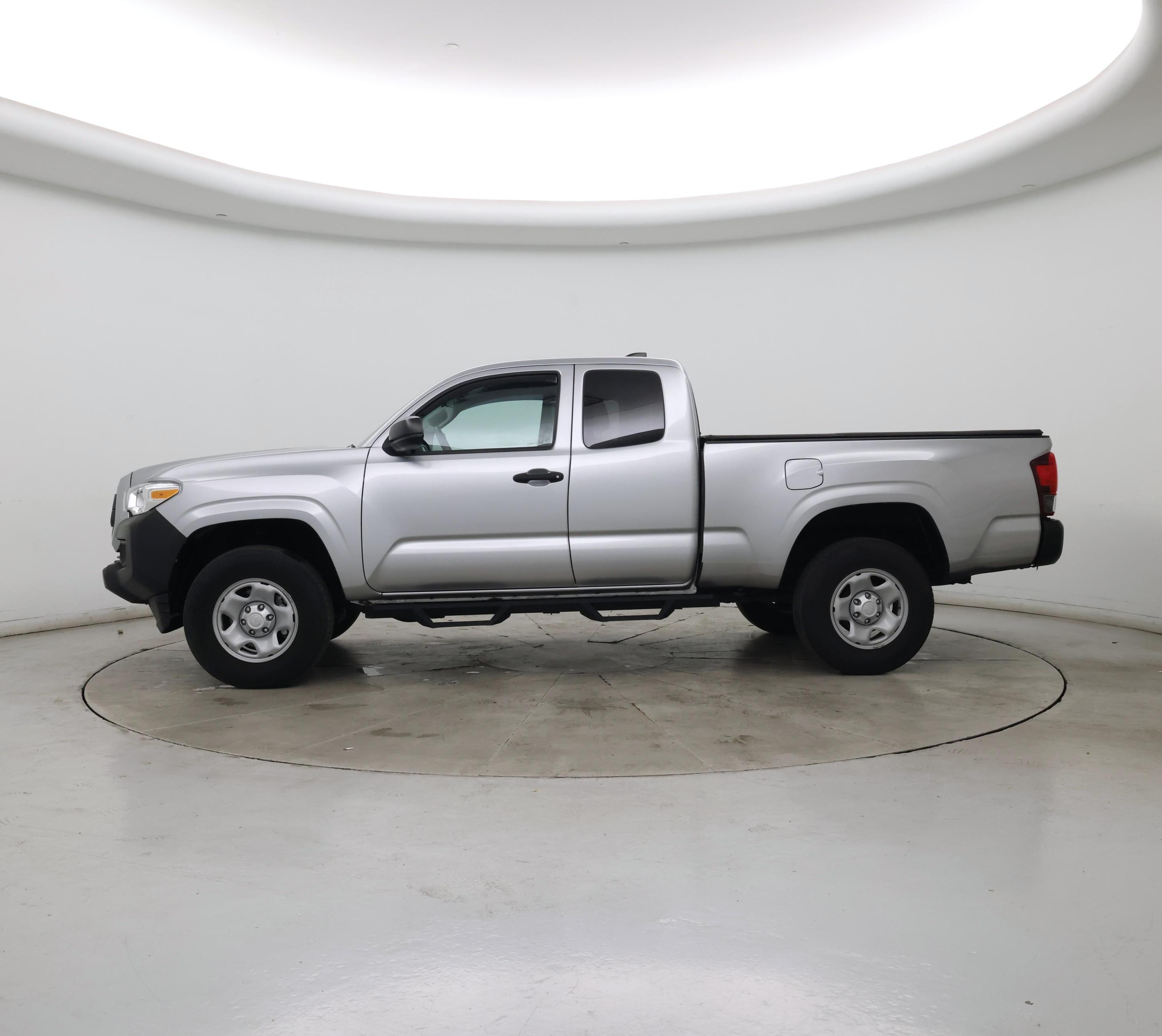 Thumbnail: 2022 Toyota Tacoma - 3