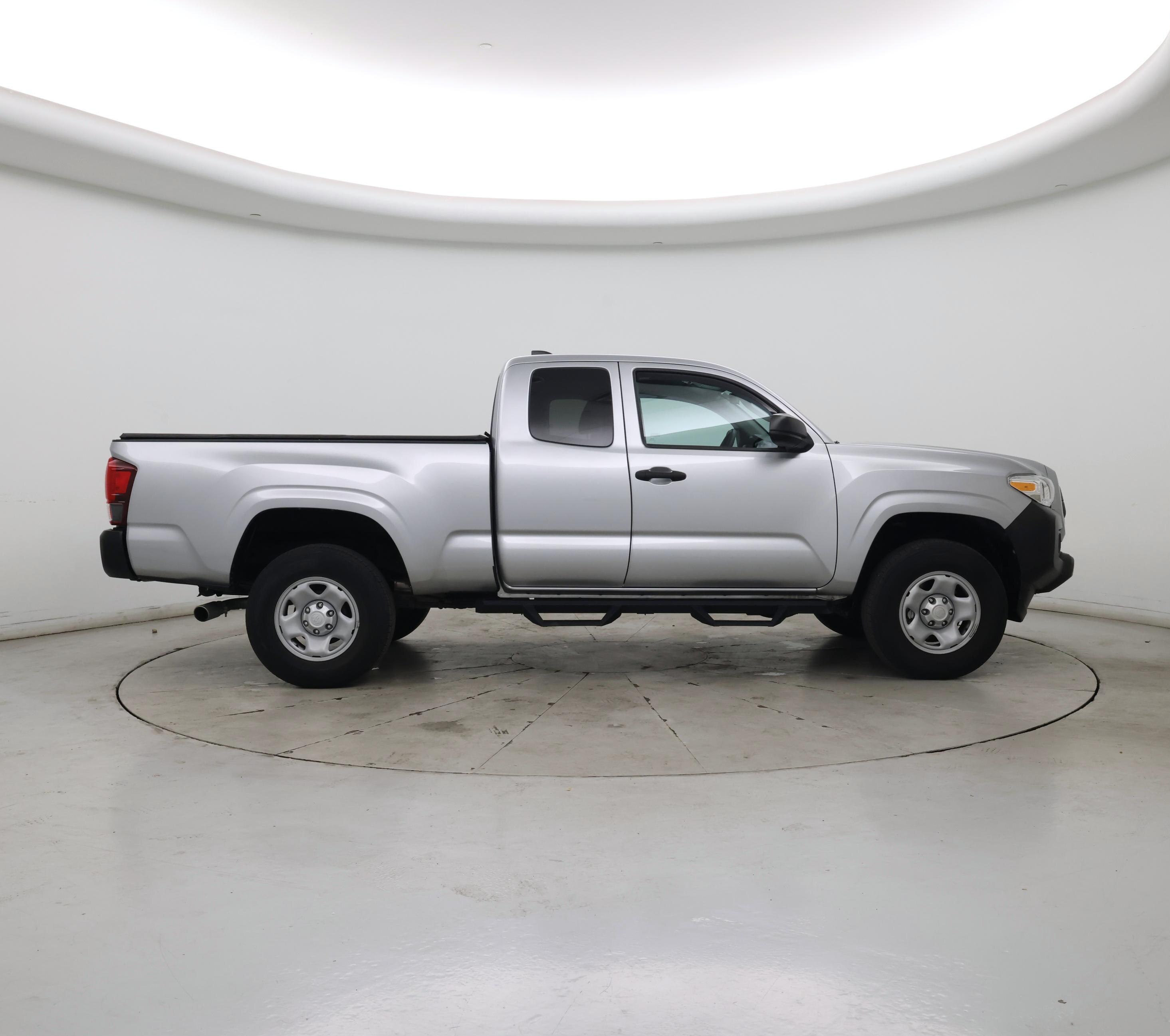 Thumbnail: 2022 Toyota Tacoma - 7