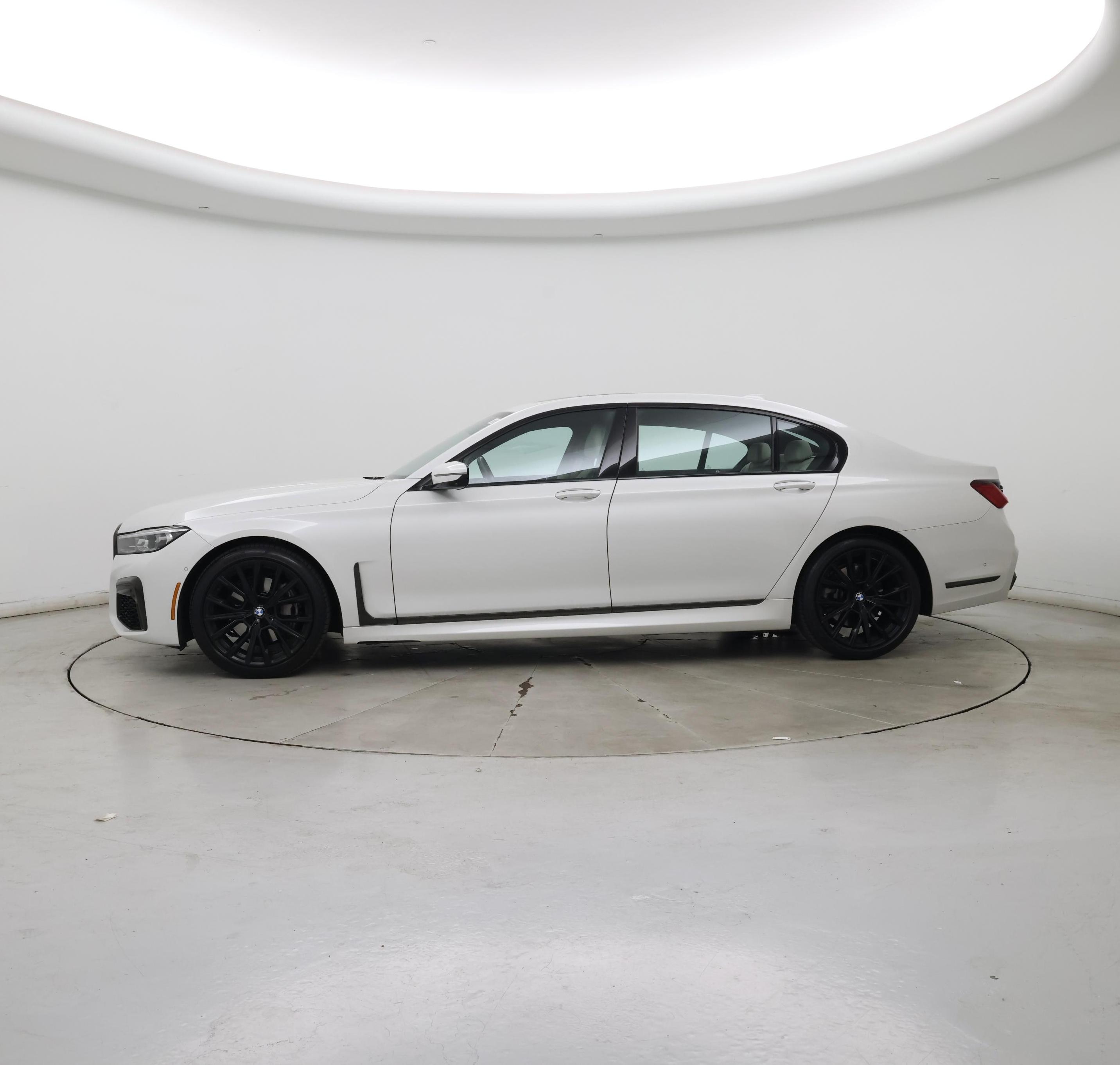 Thumbnail: 2022 BMW 7 Series - 3