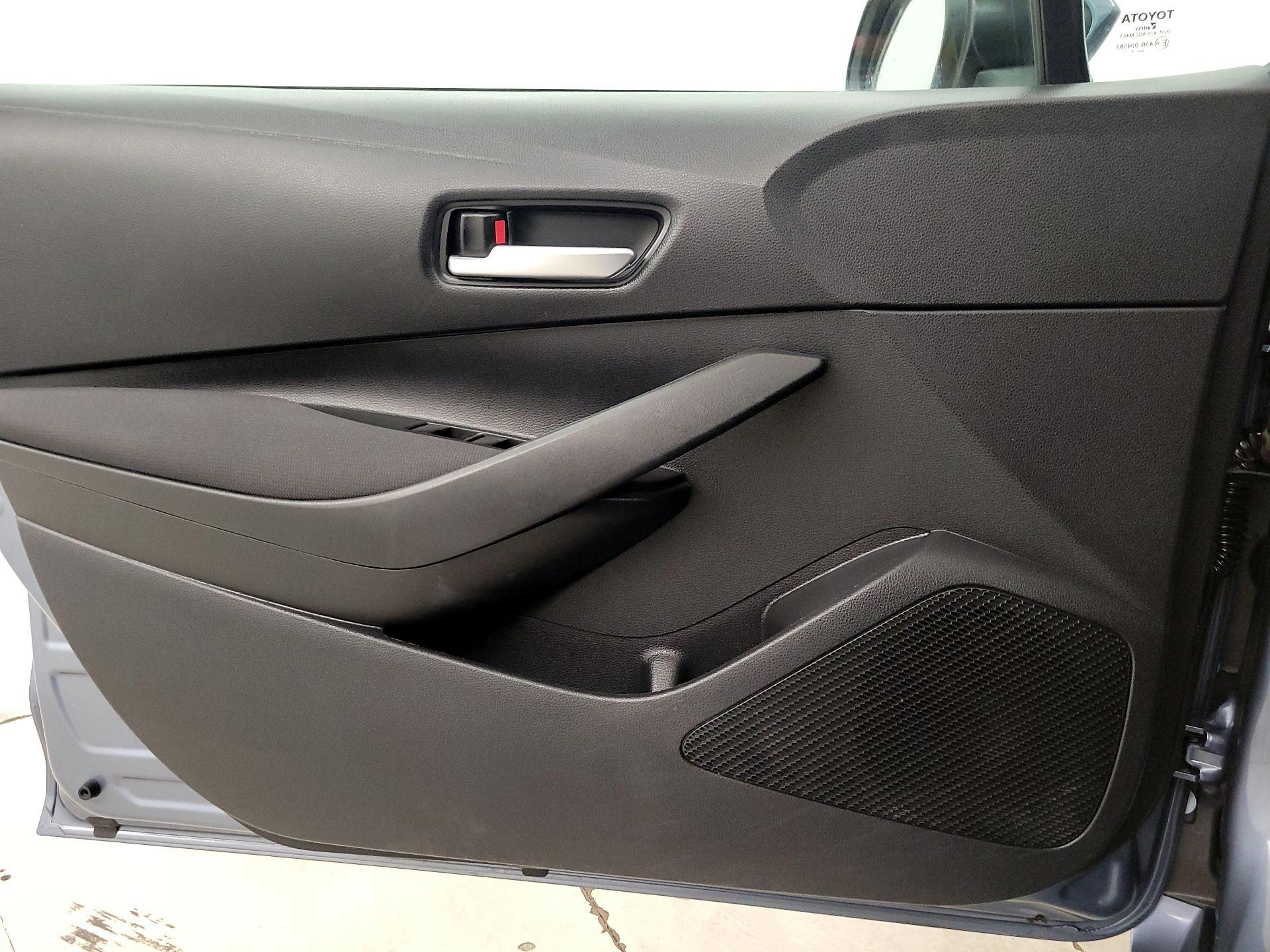 Thumbnail: 2021 Toyota Corolla - 12