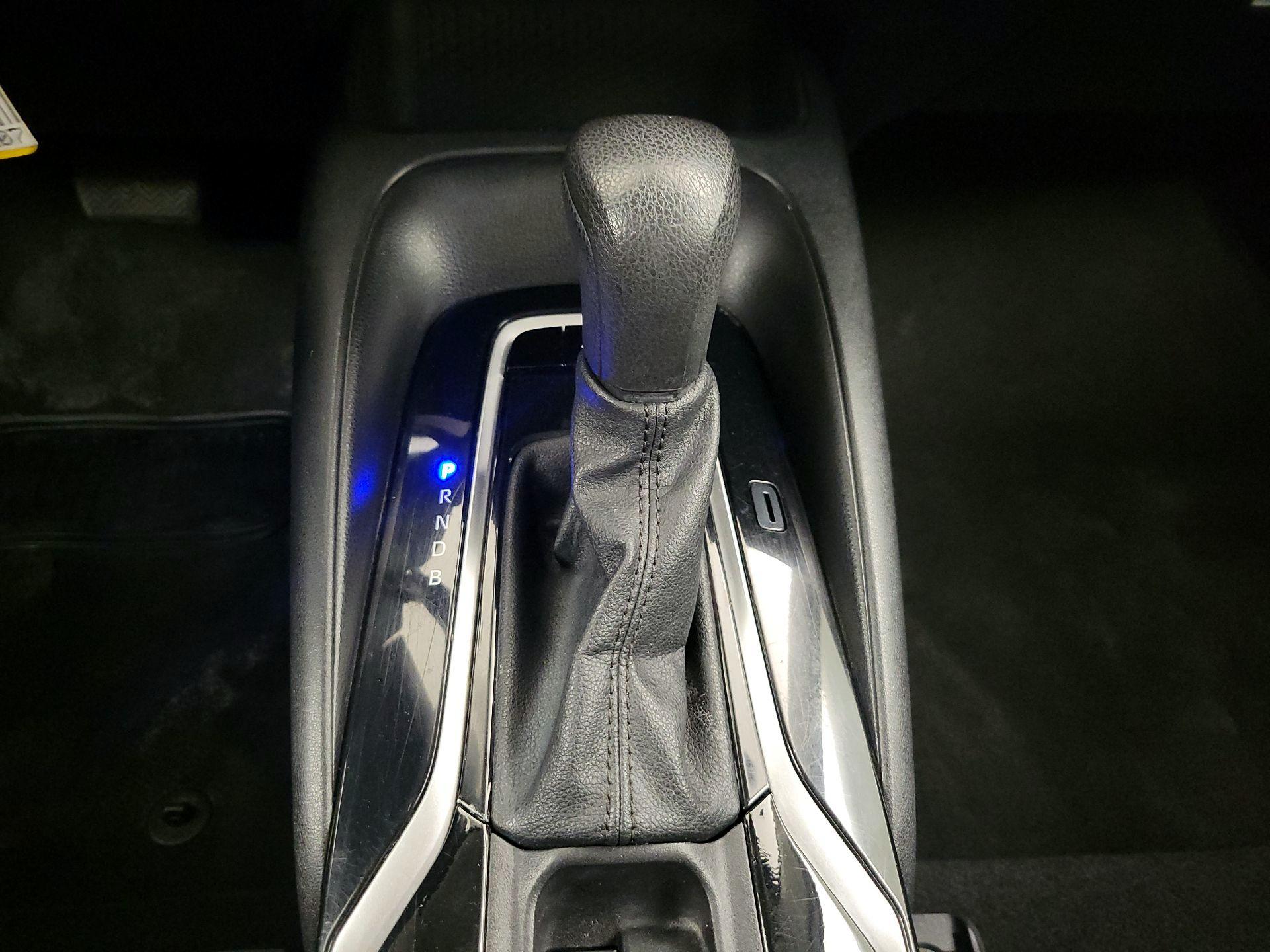 Thumbnail: 2021 Toyota Corolla - 17