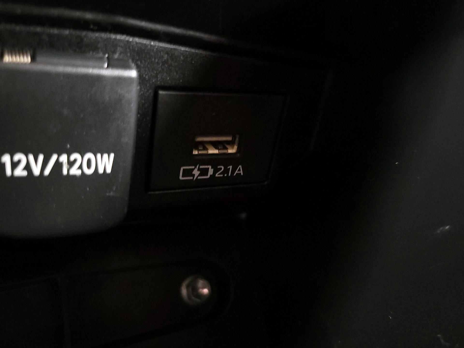 Thumbnail: 2021 Toyota Corolla - 18