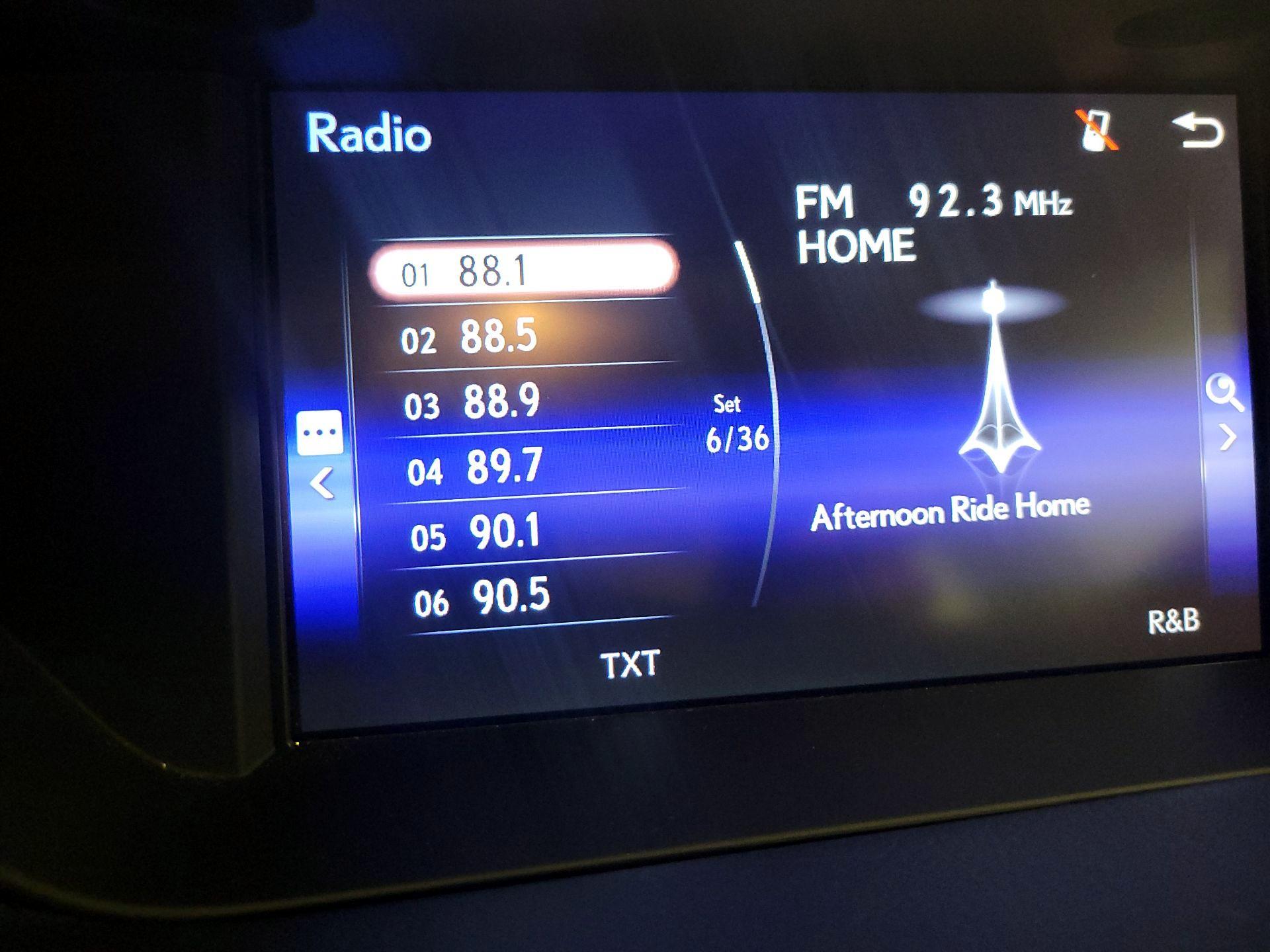 Thumbnail: 2015 Lexus ES - 15