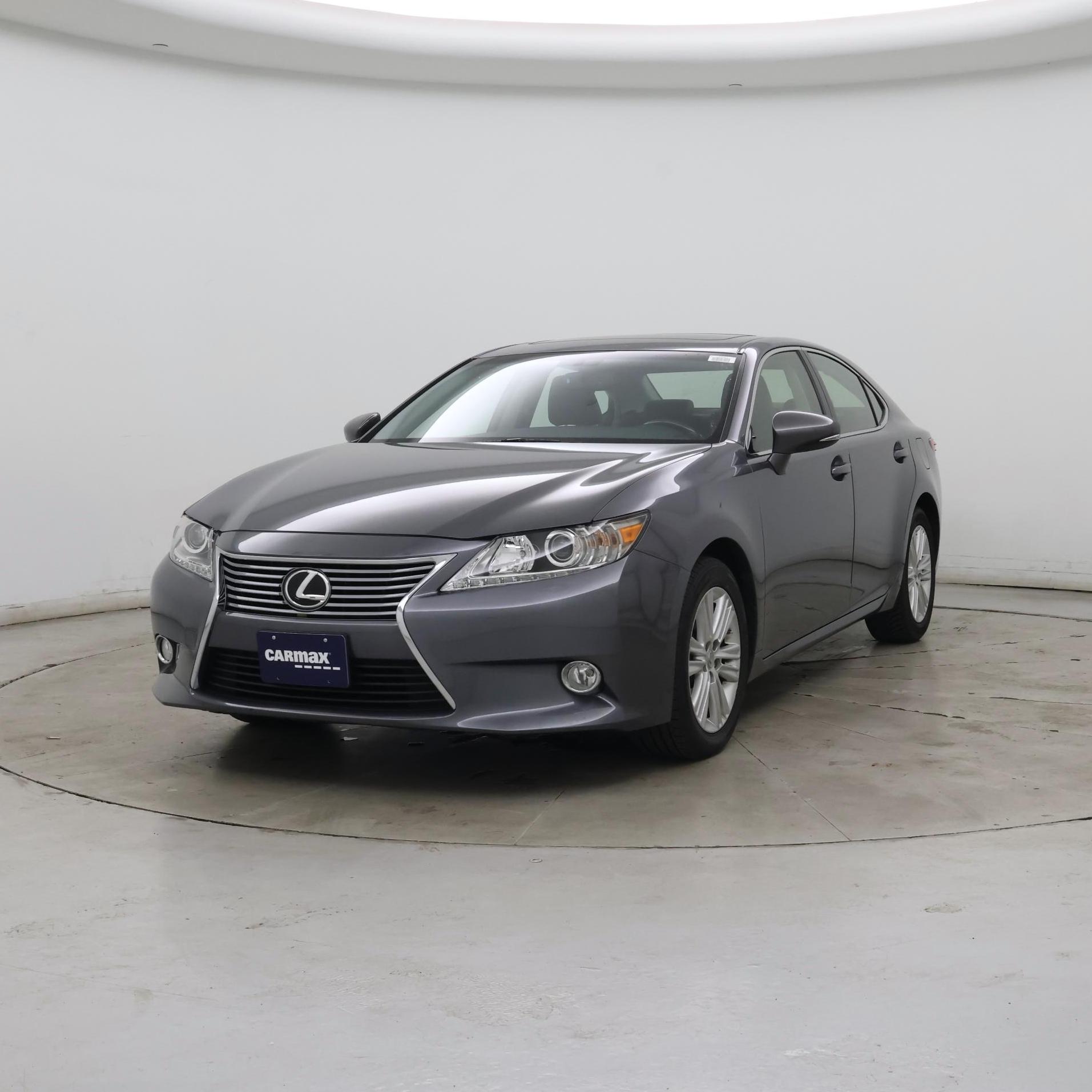 Thumbnail: 2015 Lexus ES - 4