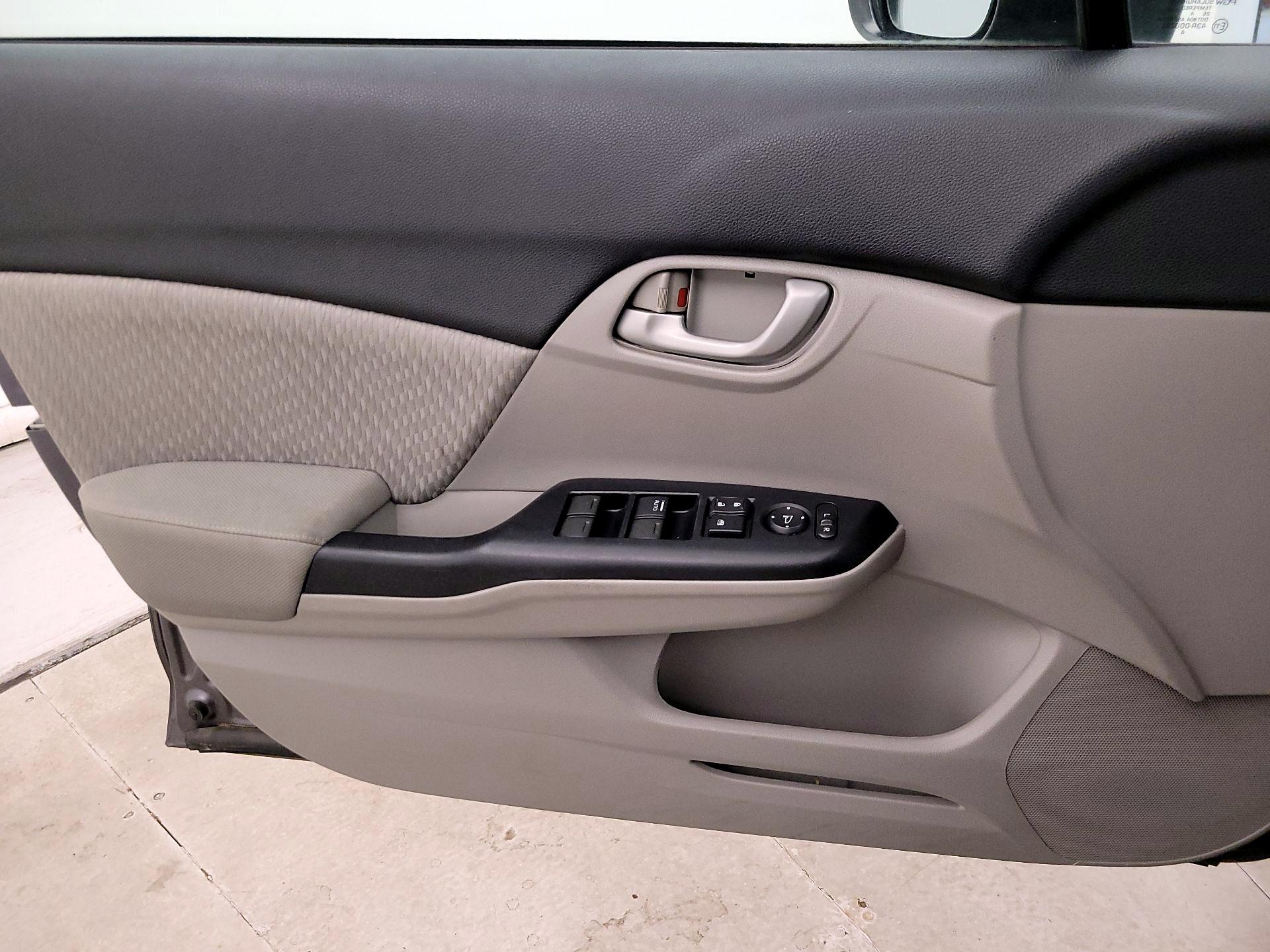 Thumbnail: 2014 Honda Civic - 12