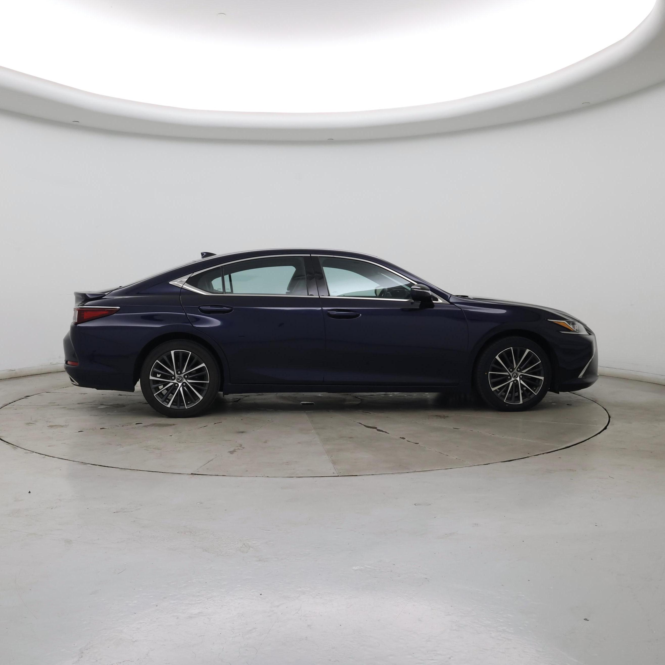 Thumbnail: 2022 Lexus ES - 7