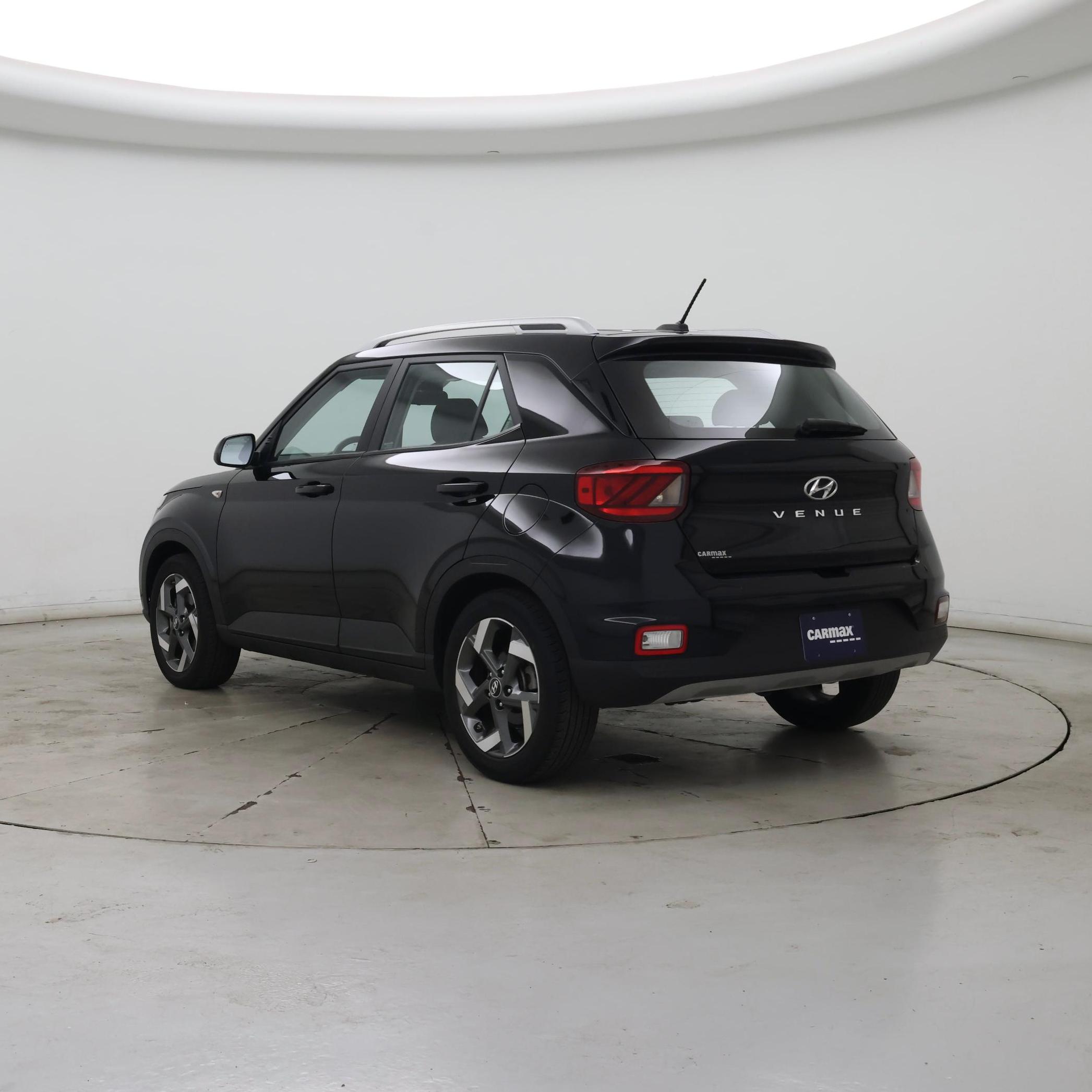 Thumbnail: 2024 Hyundai Venue - 2