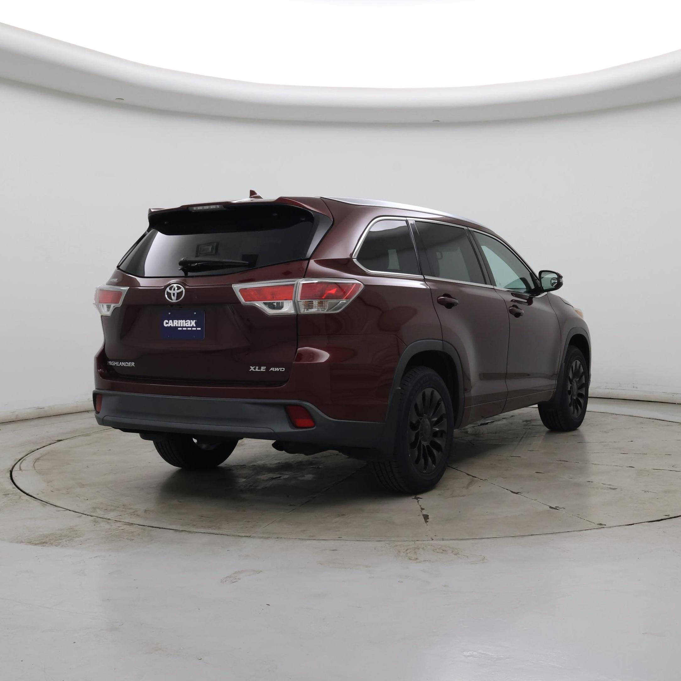Thumbnail: 2015 Toyota Highlander - 8