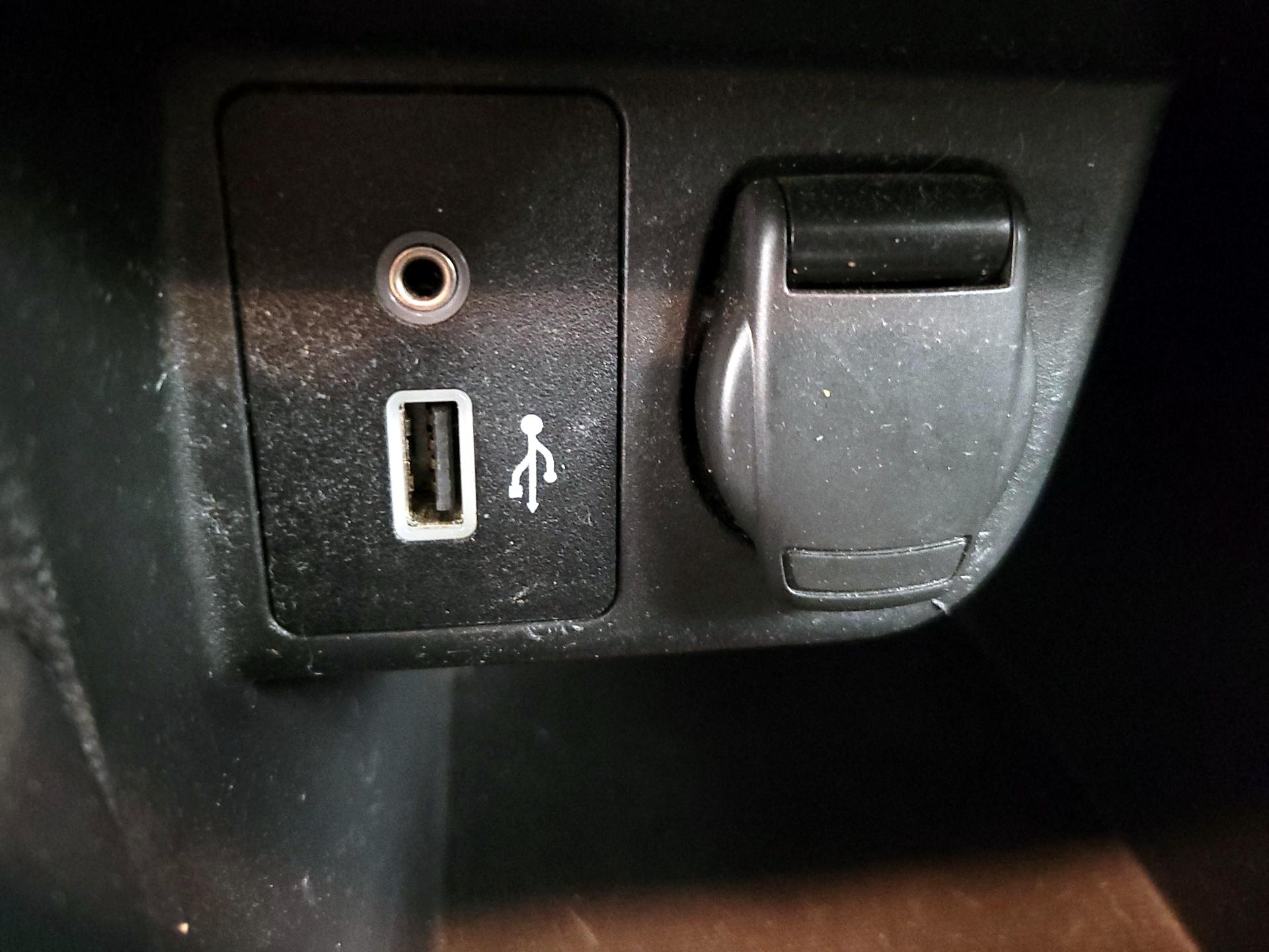 Thumbnail: 2021 Nissan Versa - 17