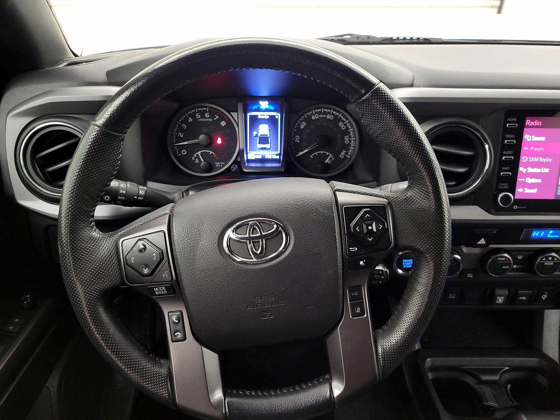 Thumbnail: 2022 Toyota Tacoma - 10