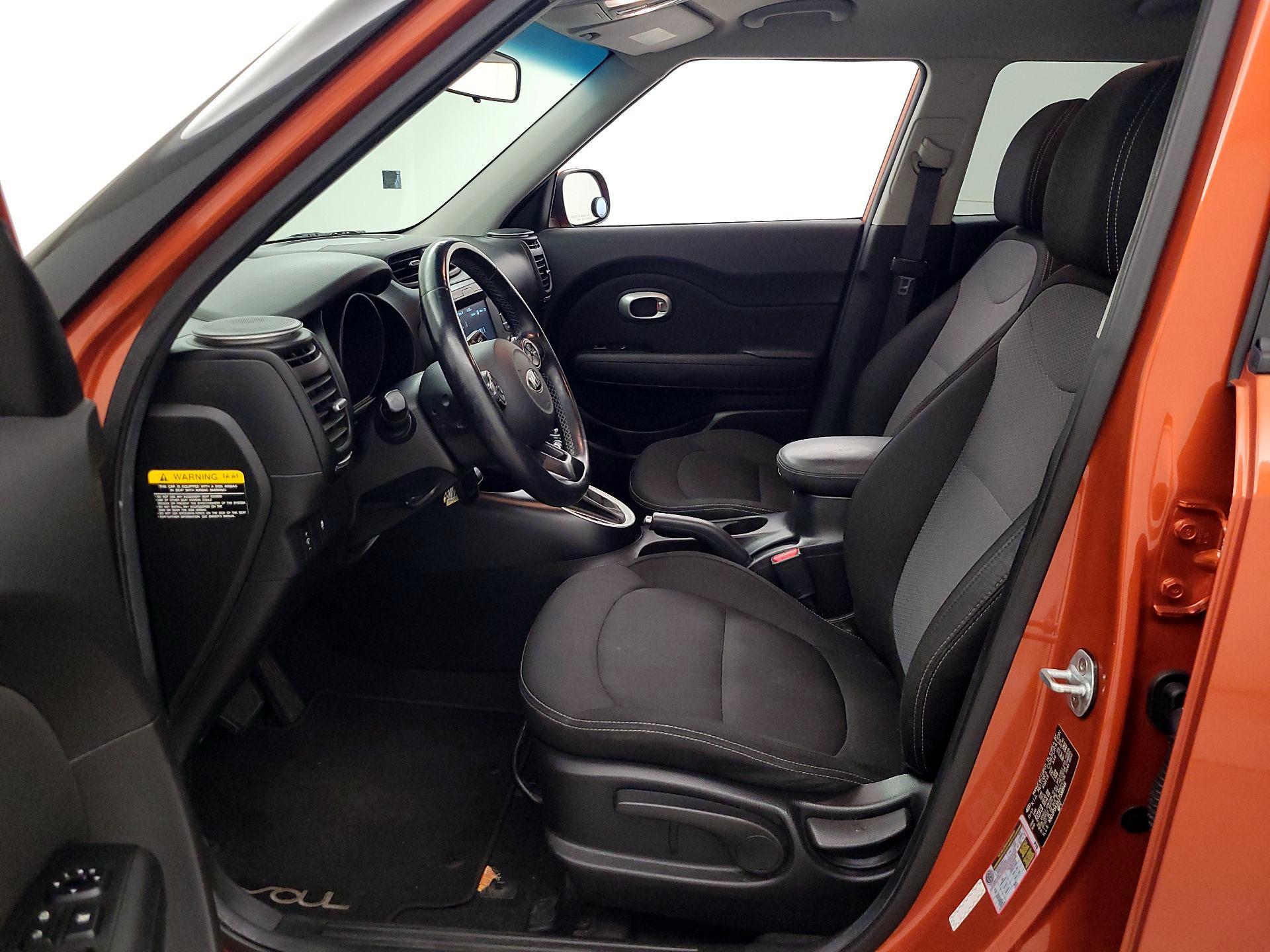 Thumbnail: 2018 Kia Soul - 11