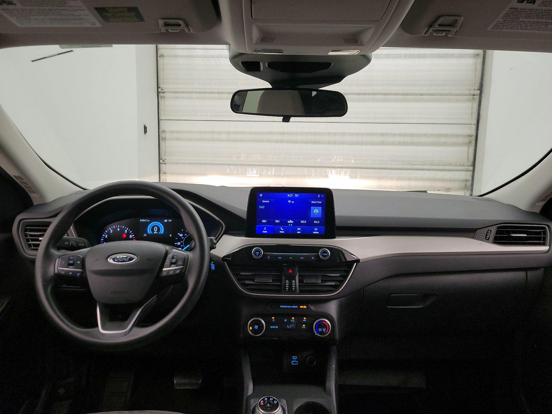 Thumbnail: 2021 Ford Escape - 9
