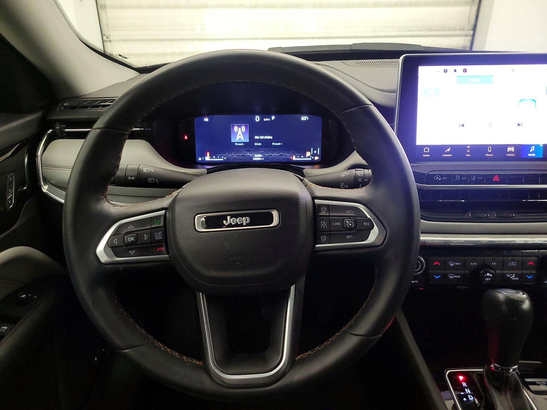 Thumbnail: 2022 Jeep Compass - 10