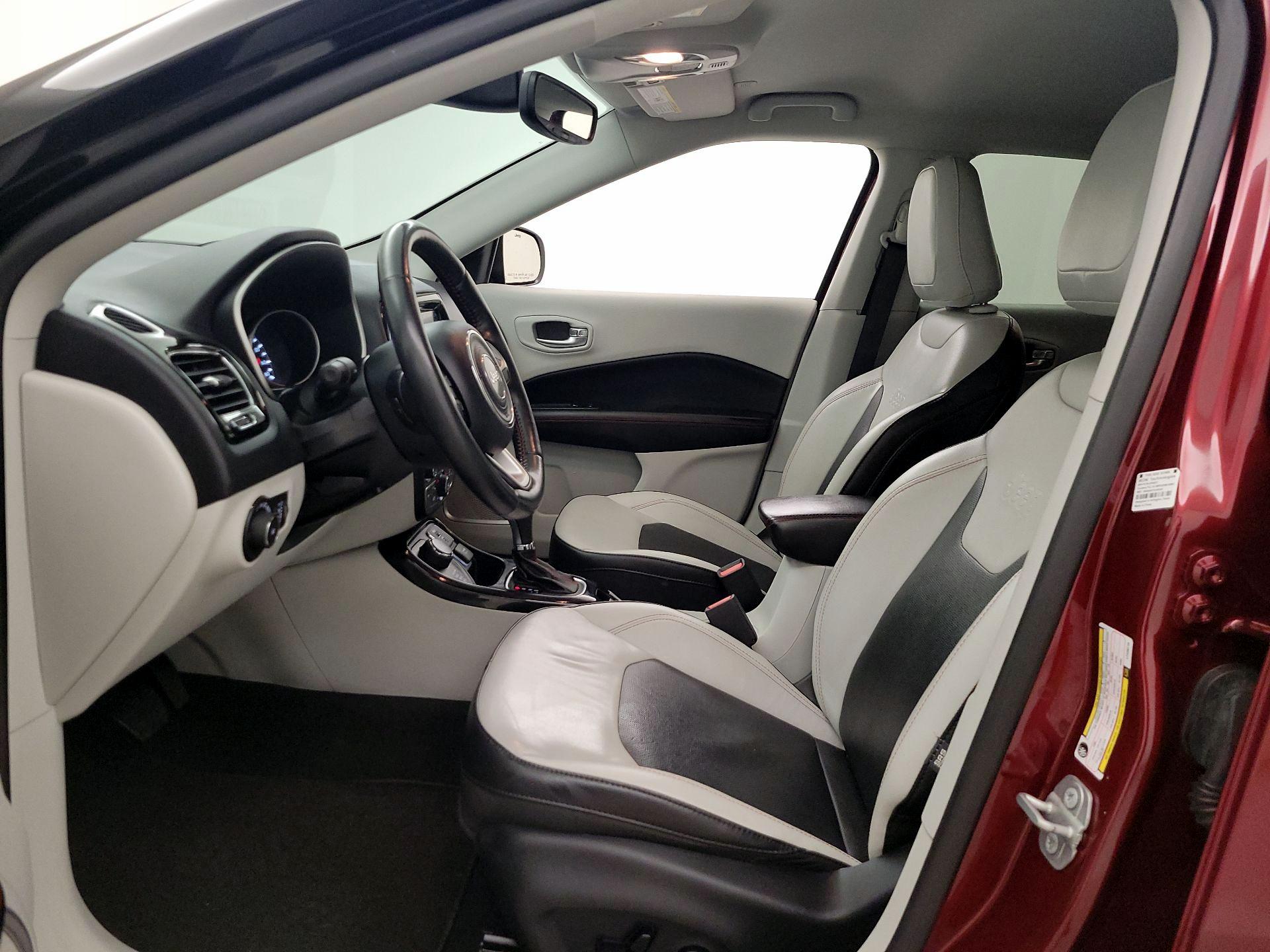 Thumbnail: 2020 Jeep Compass - 11