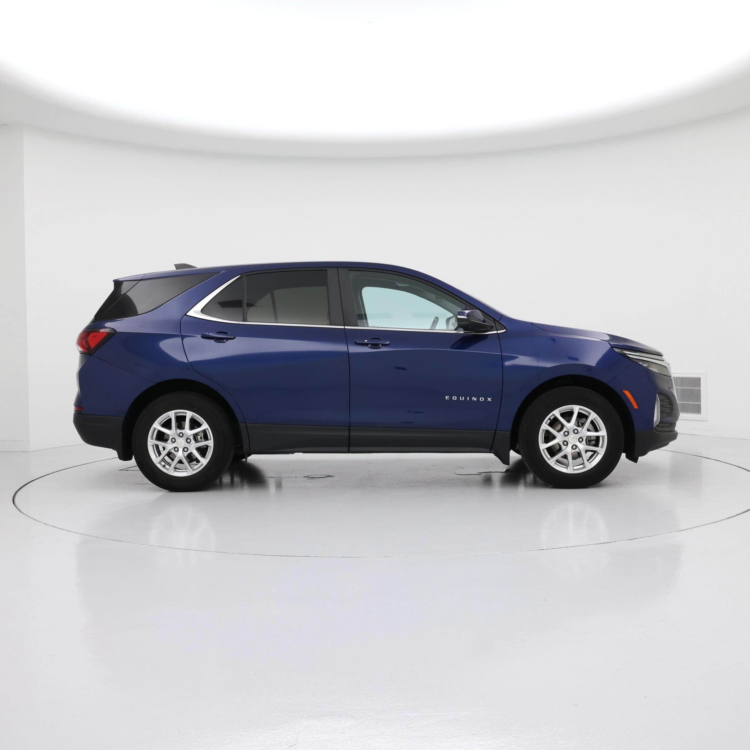 Thumbnail: 2023 Chevrolet Equinox - 7