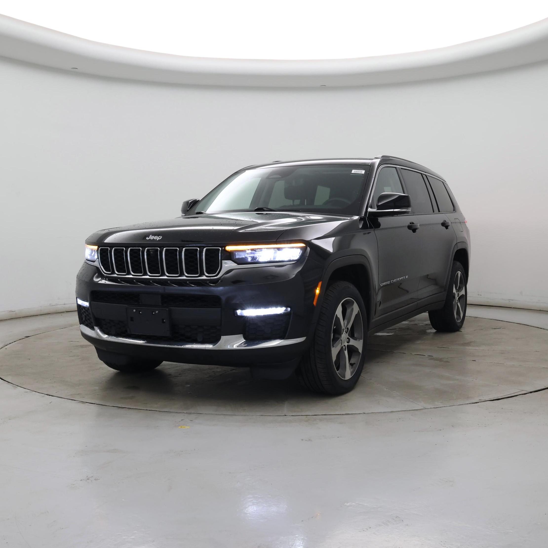 Thumbnail: 2023 Jeep Grand Cherokee L - 4