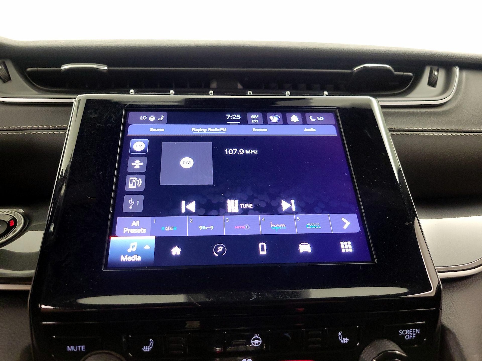 2023 Jeep Grand Cherokee L Altitude - Photo 16