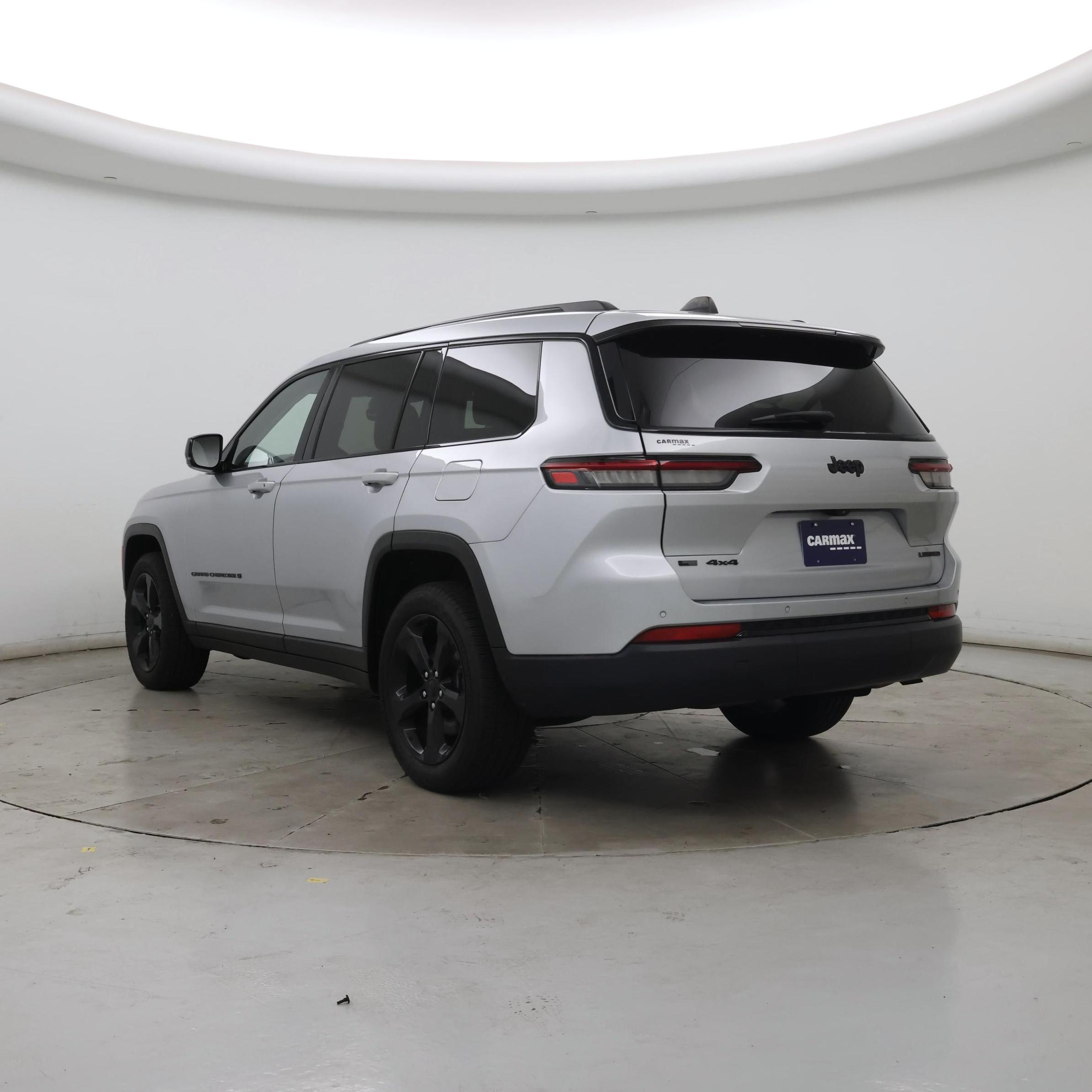 Thumbnail: 2023 Jeep Grand Cherokee L - 2