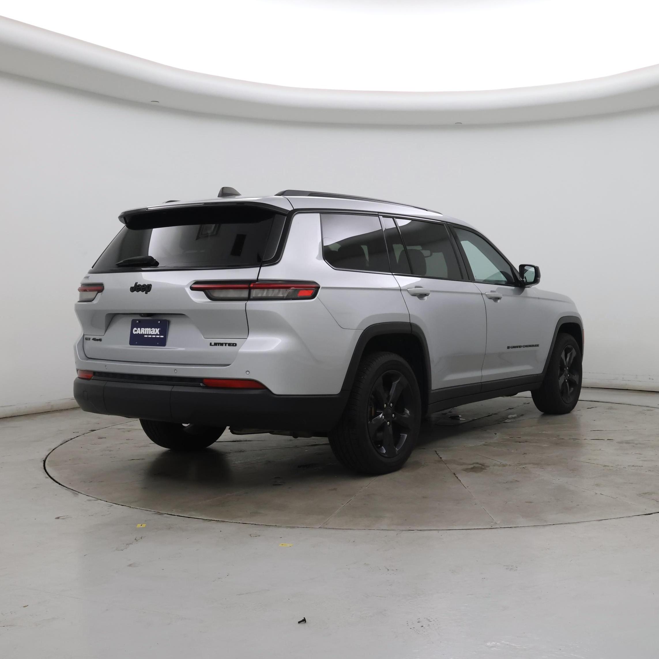 Thumbnail: 2023 Jeep Grand Cherokee L - 8