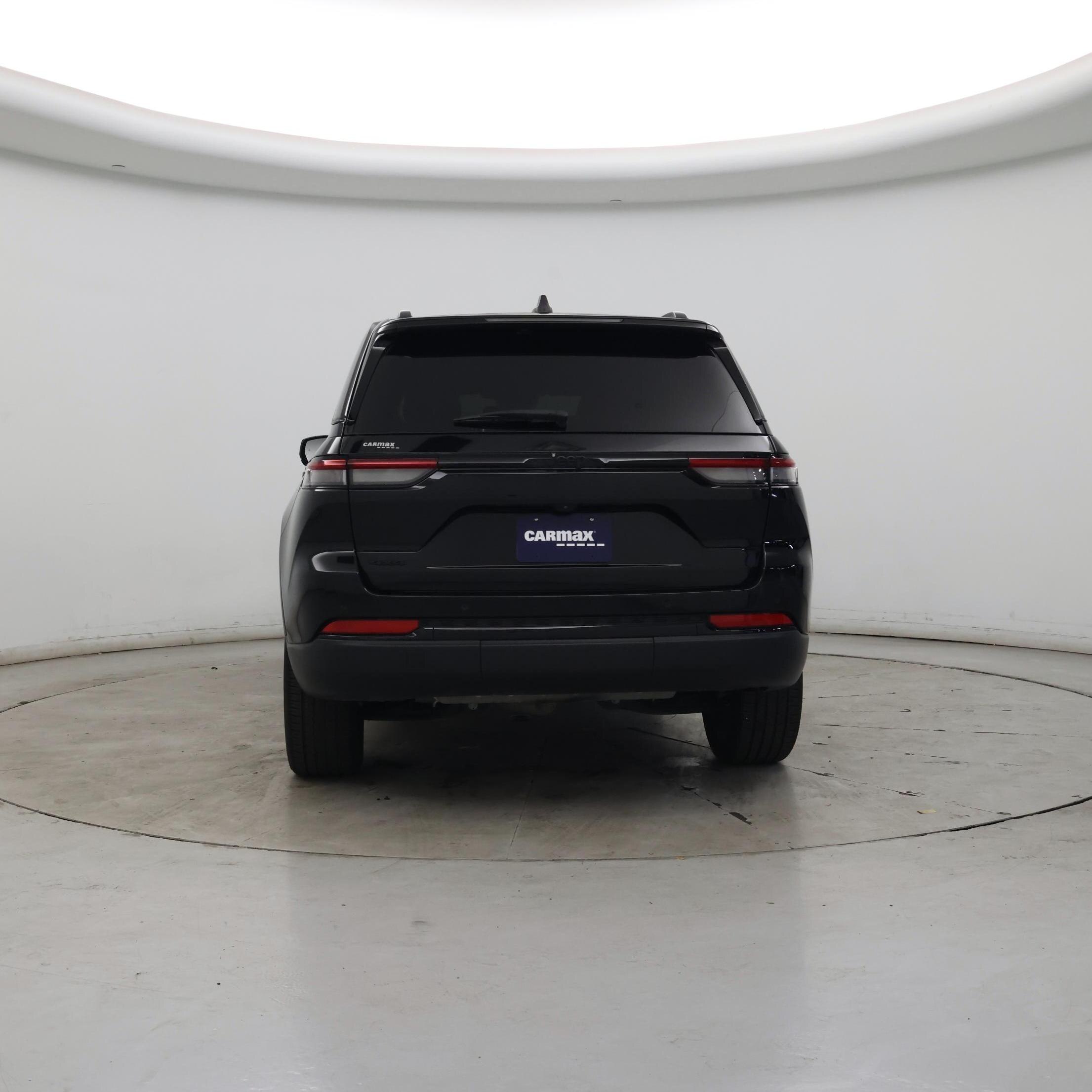 Thumbnail: 2023 Jeep Grand Cherokee - 6