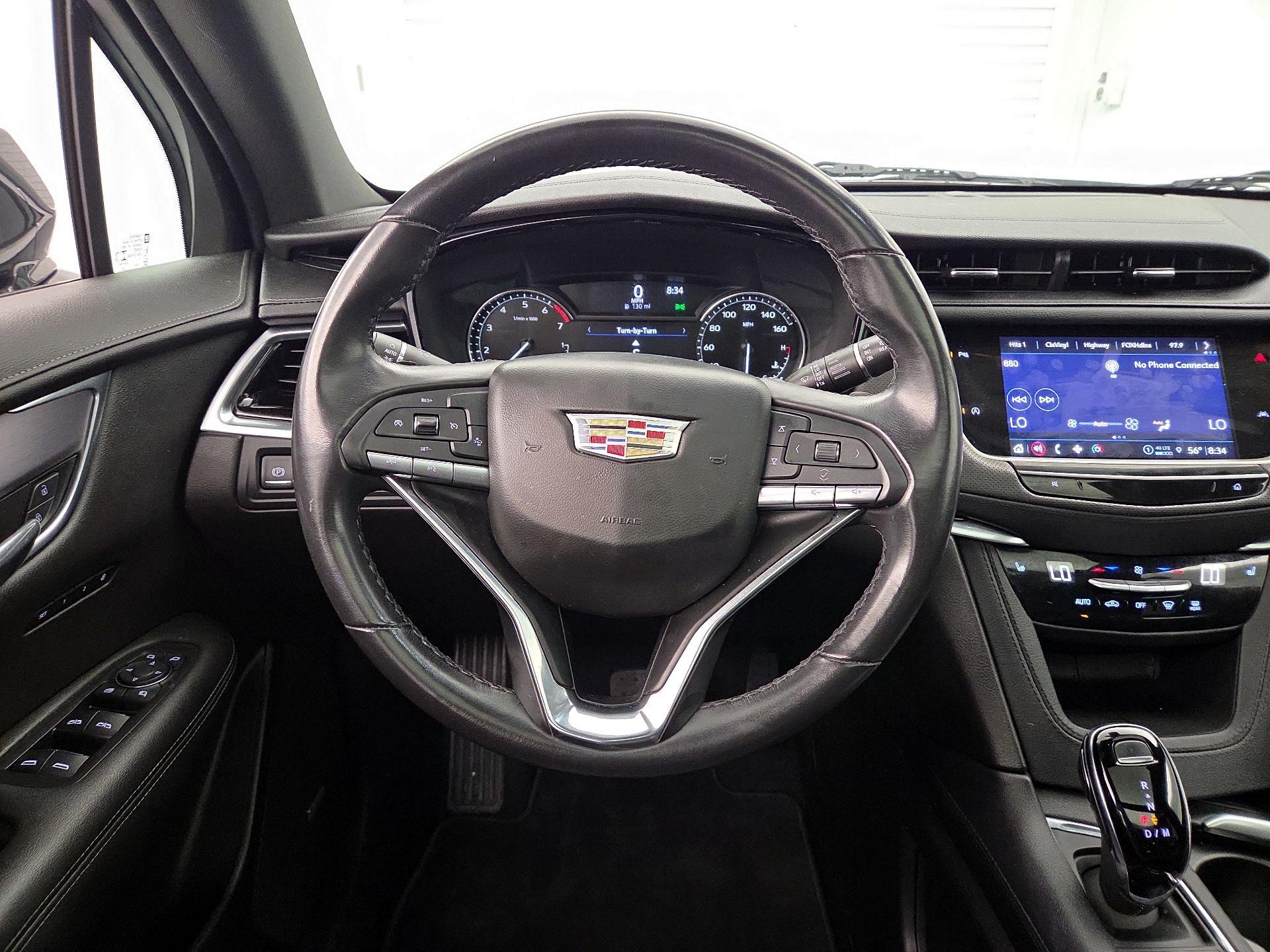 Thumbnail: 2023 Cadillac XT6 - 10