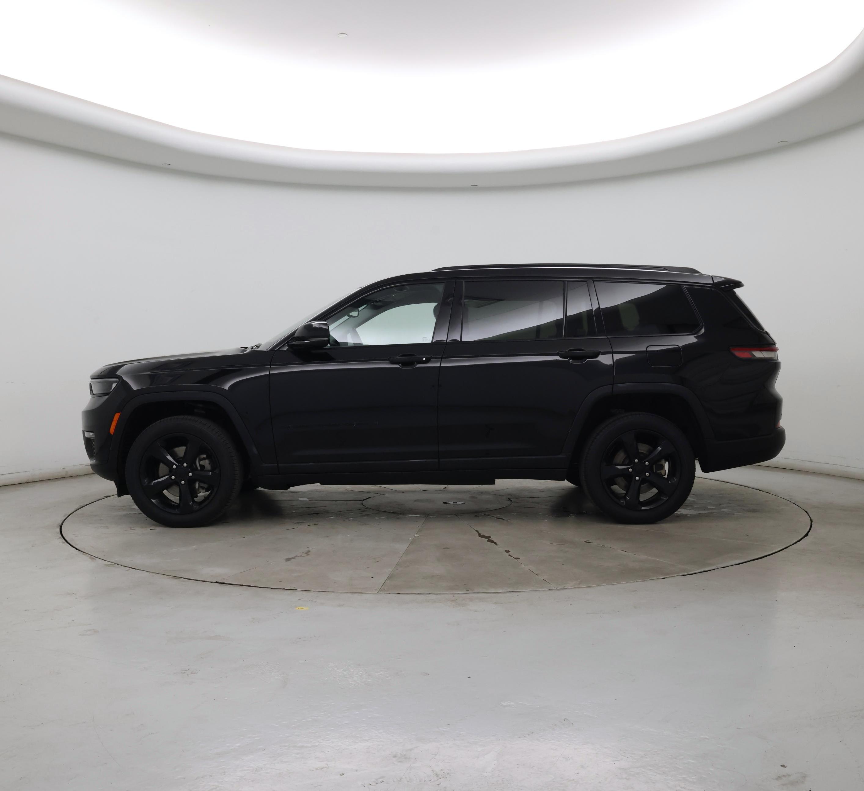 Thumbnail: 2023 Jeep Grand Cherokee L - 3