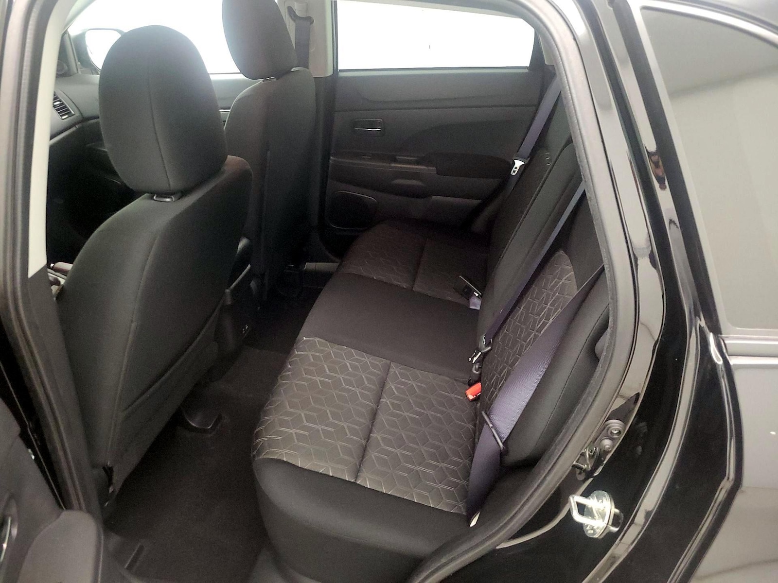 2024 Mitsubishi Outlander Sport LE - Photo 20