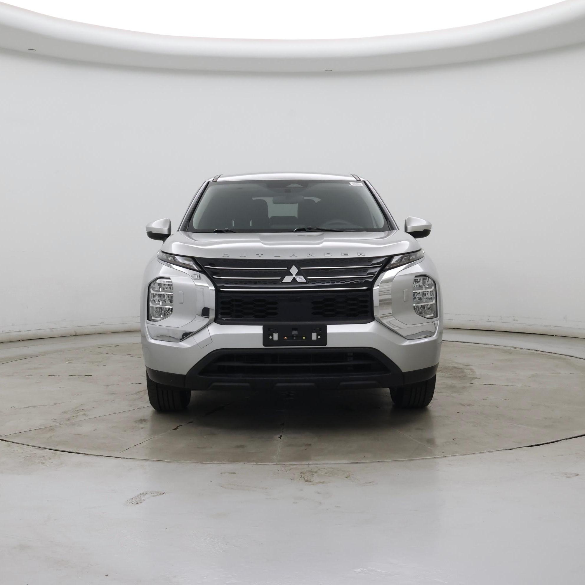 Thumbnail: 2023 Mitsubishi Outlander - 5