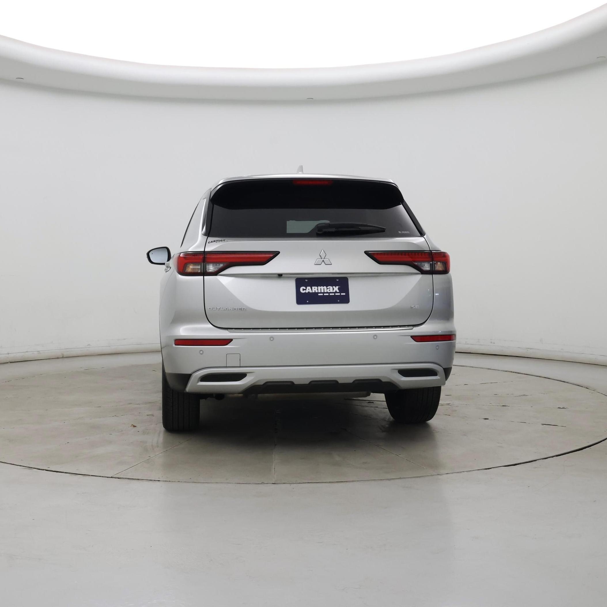 Thumbnail: 2024 Mitsubishi Outlander - 6