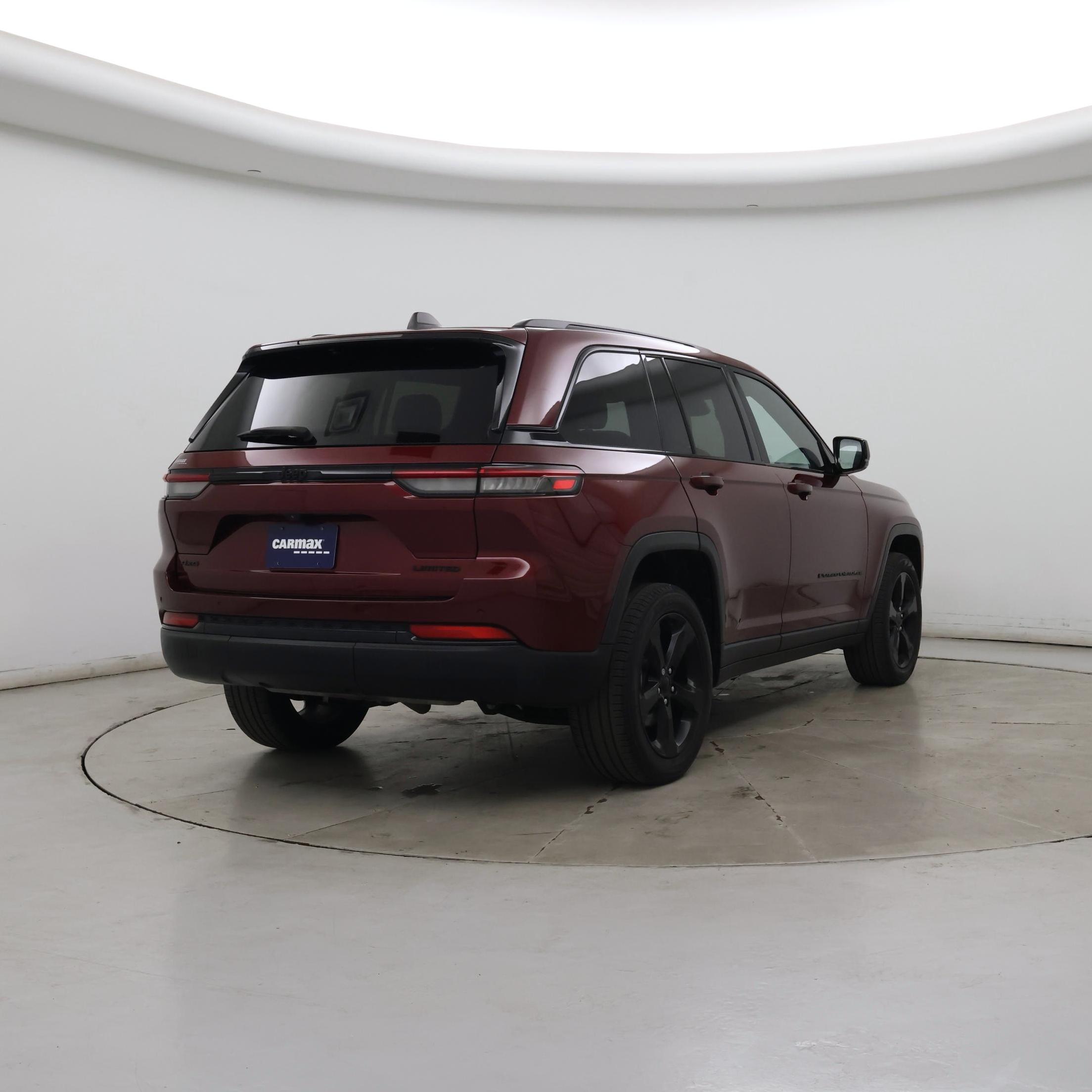 Thumbnail: 2023 Jeep Grand Cherokee - 8