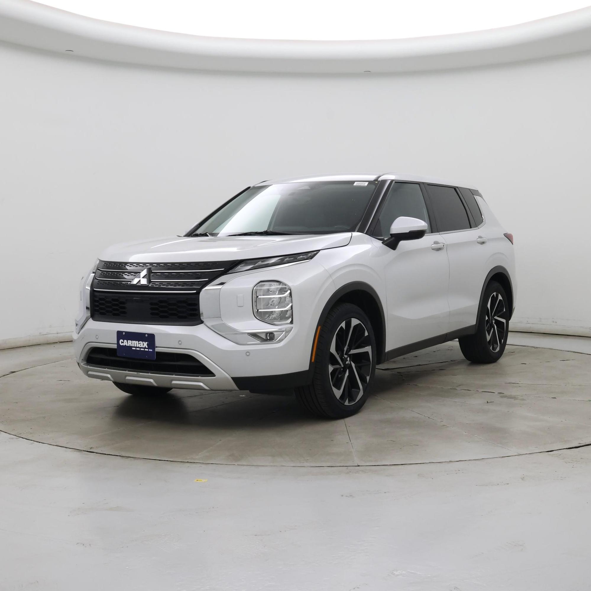 Thumbnail: 2022 Mitsubishi Outlander - 4