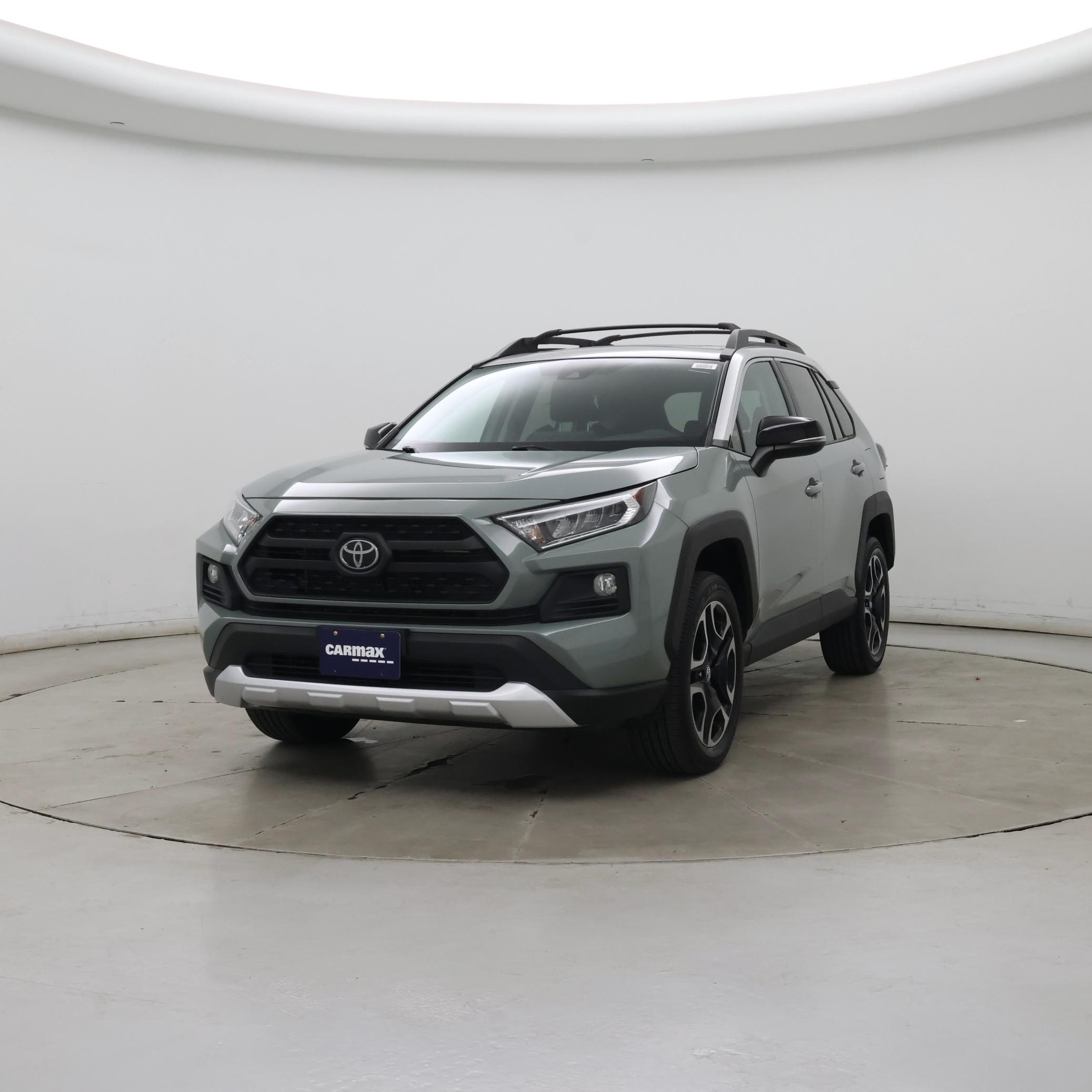 Thumbnail: 2019 Toyota RAV4 - 4