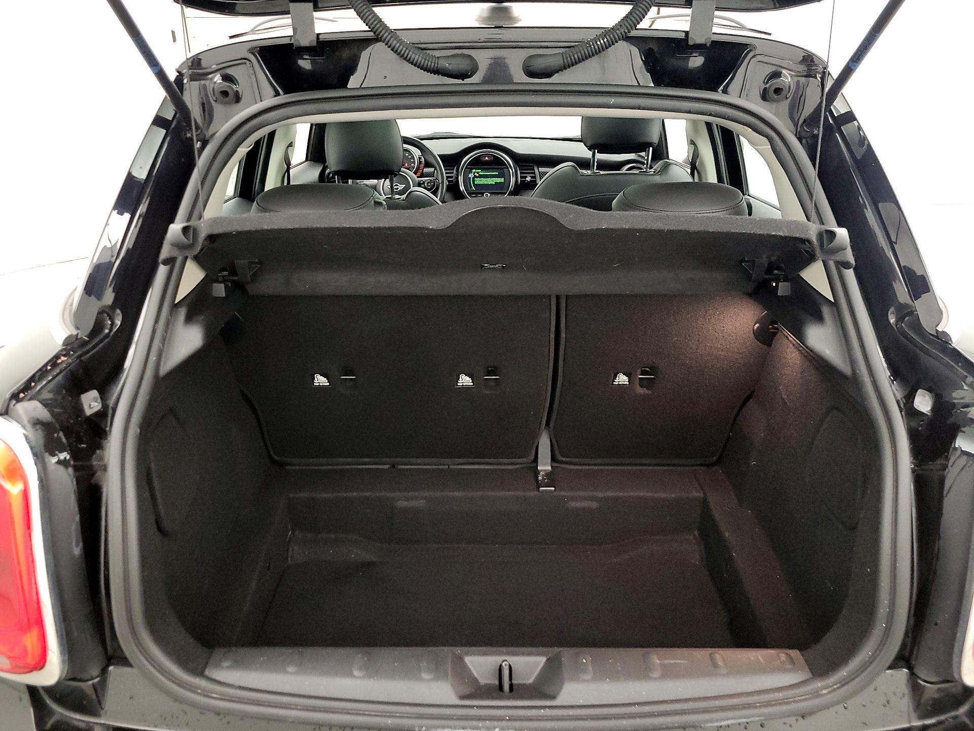 Thumbnail: 2017 MINI Cooper Hardtop - 20